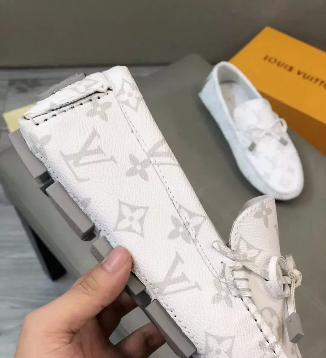 Louis Vuitton LV Oxfords Shoes For Men Durable 584