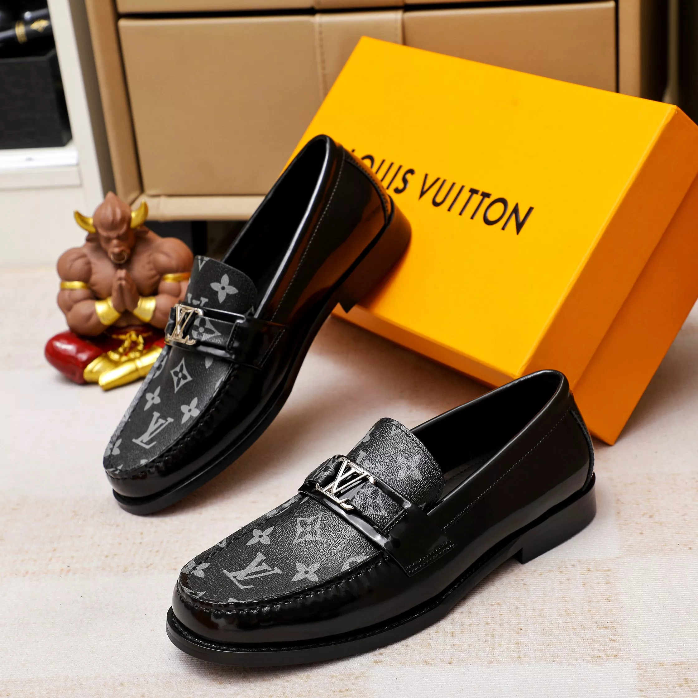 Louis Vuitton LV Oxfords Shoes For Men EasyMatch 5899