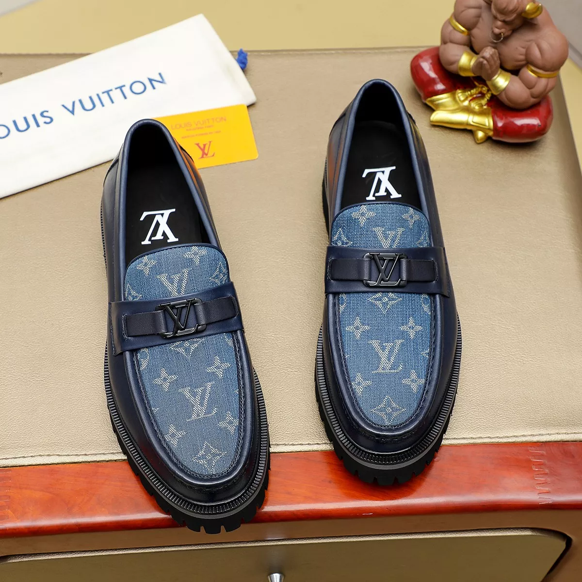 Louis Vuitton LV Oxfords Shoes For Men EyeCatching 9250