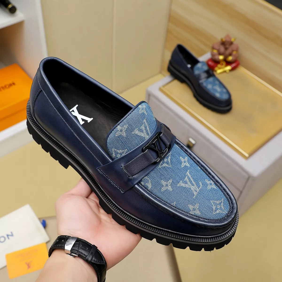 Louis Vuitton LV Oxfords Shoes For Men EyeCatching 9250