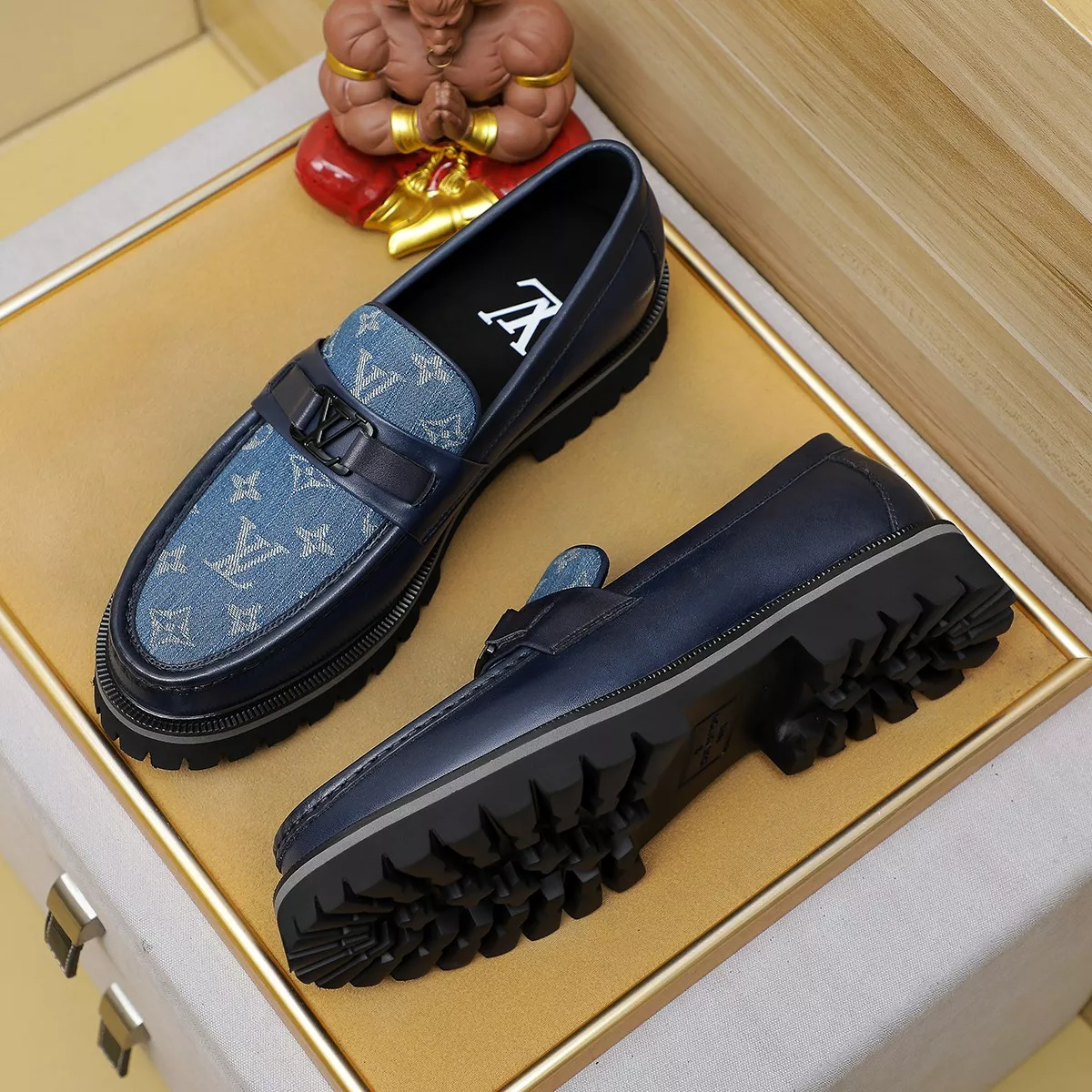 Louis Vuitton LV Oxfords Shoes For Men EyeCatching 9250
