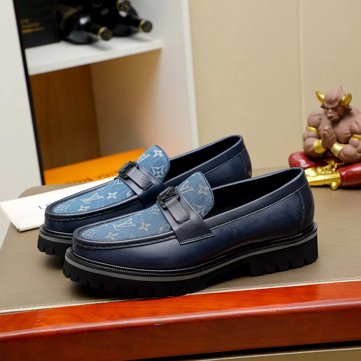 Louis Vuitton LV Oxfords Shoes For Men EyeCatching 9250