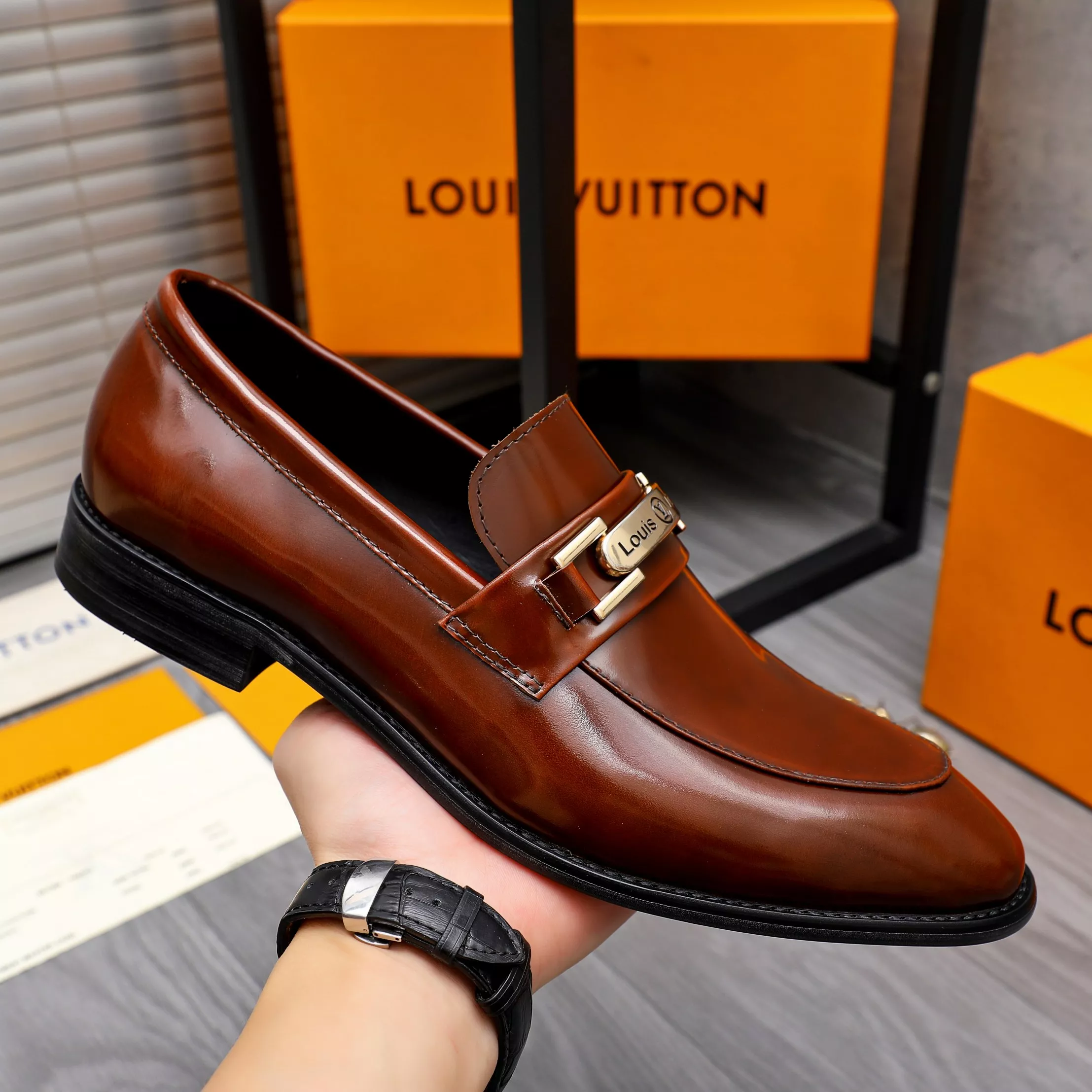 Louis Vuitton LV Oxfords Shoes For Men Flexible 4522