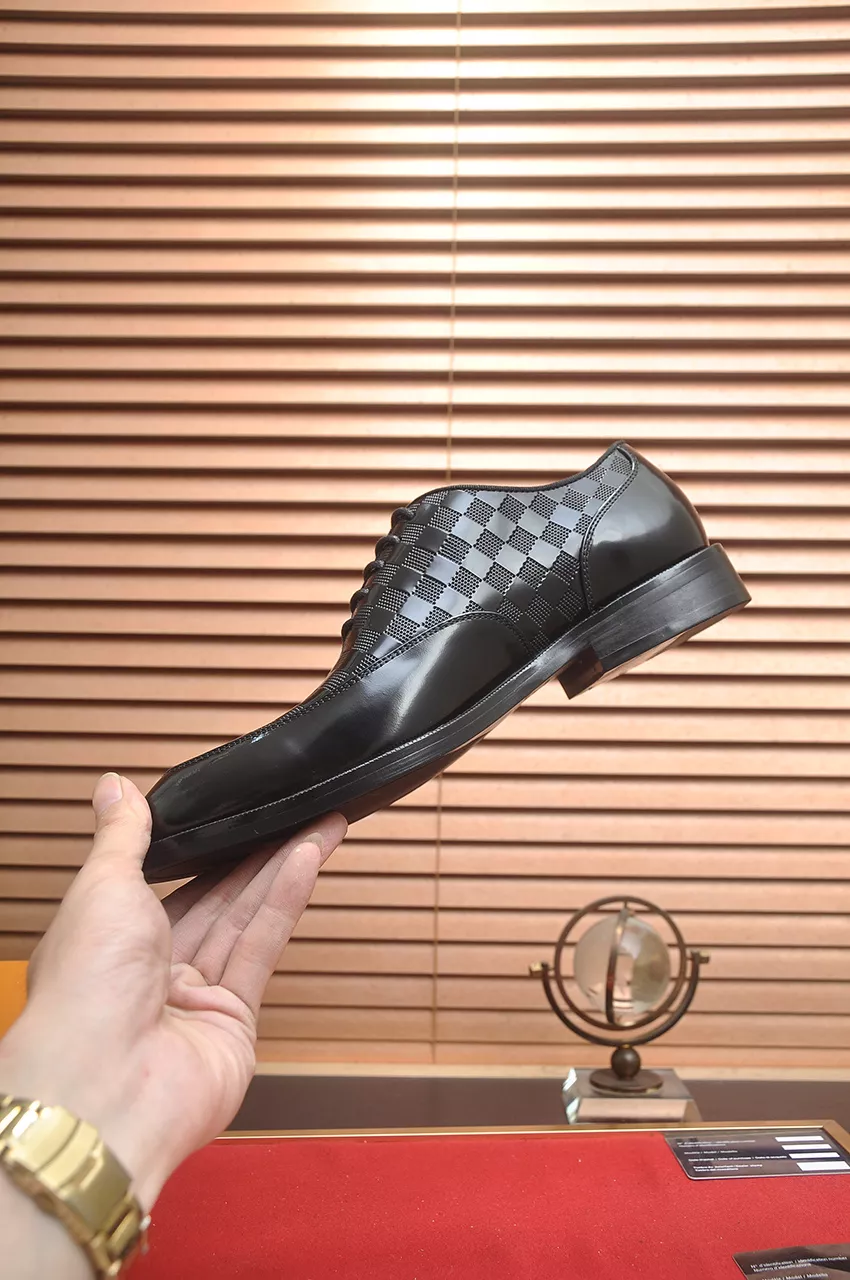 Louis Vuitton LV Oxfords Shoes For Men Functional 5368