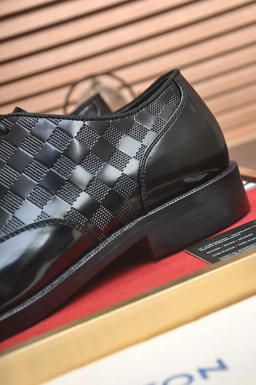 Louis Vuitton LV Oxfords Shoes For Men Functional 5368