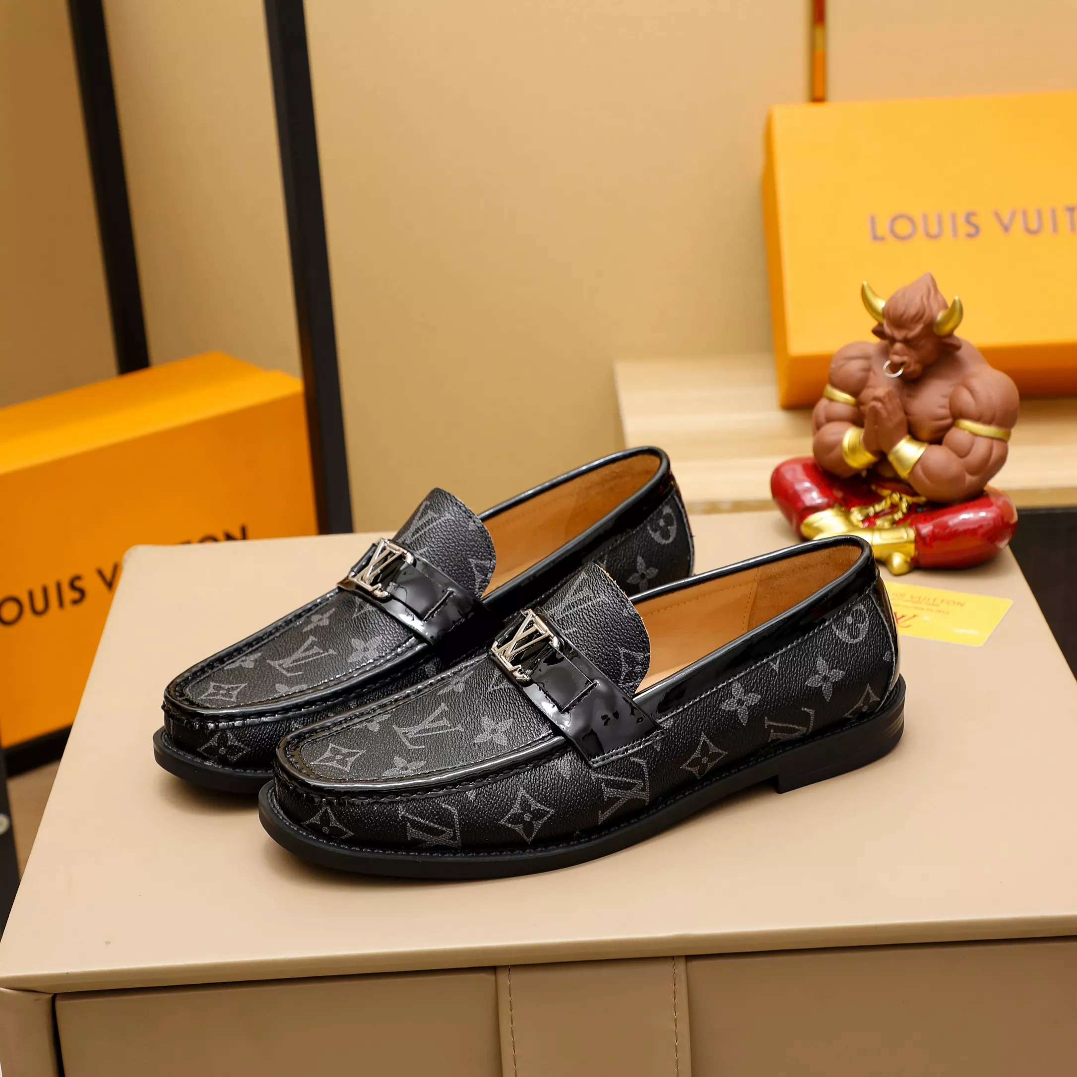 Louis Vuitton LV Oxfords Shoes For Men GoAnywhere 2195