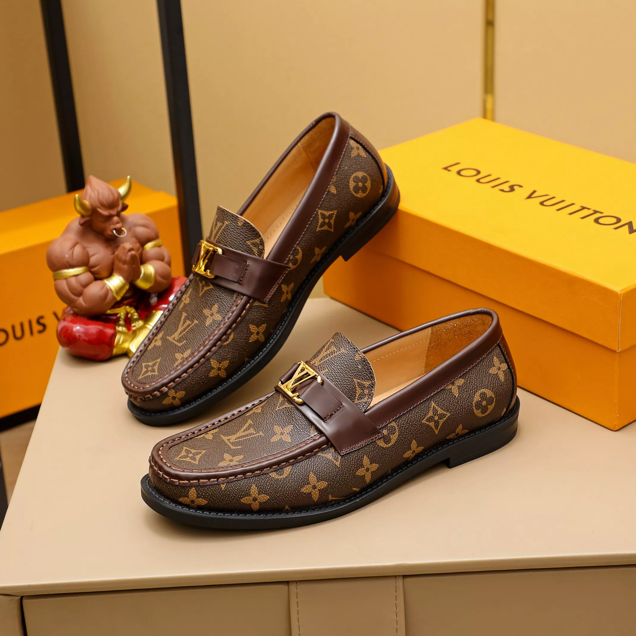 Louis Vuitton LV Oxfords Shoes For Men GoodFit 8686