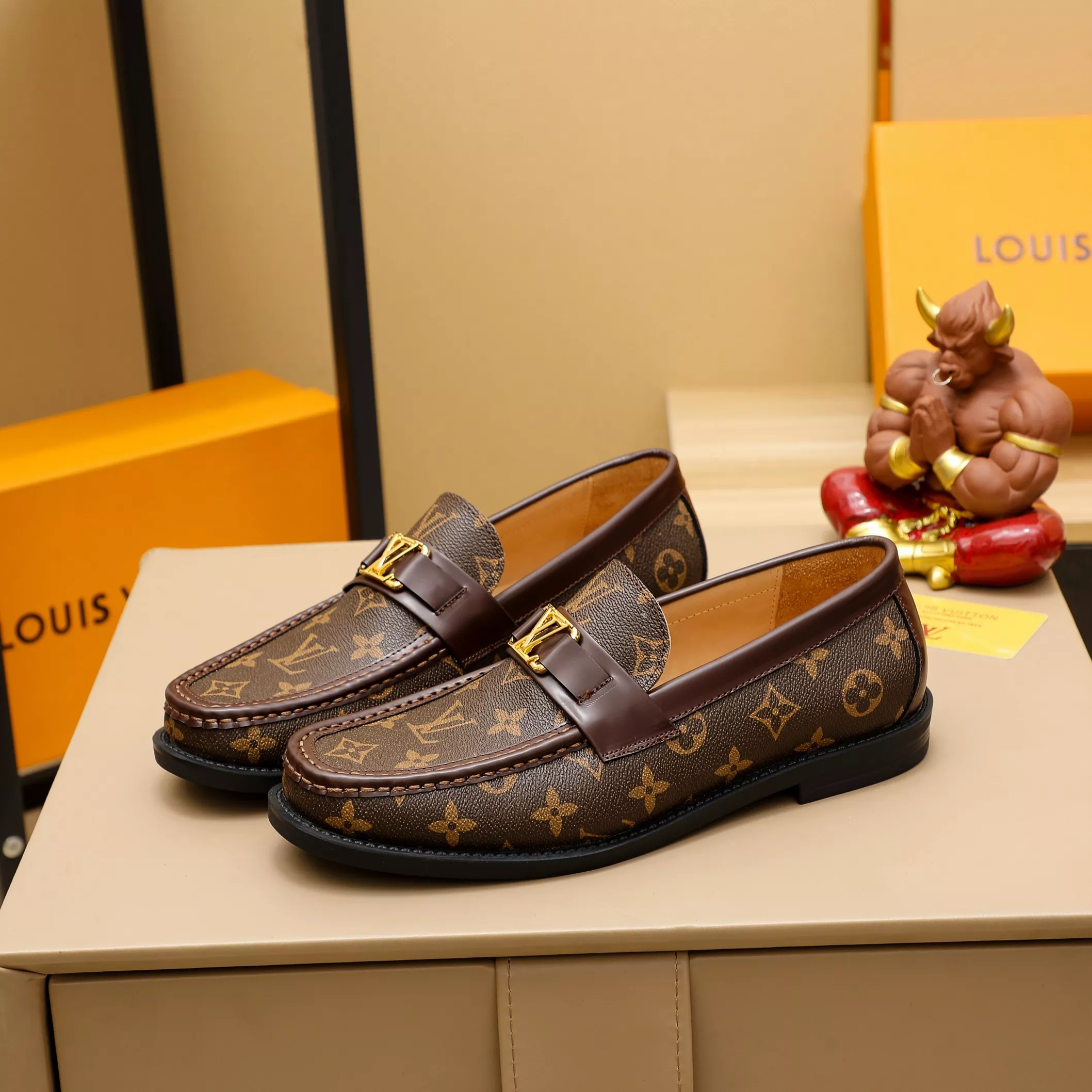 Louis Vuitton LV Oxfords Shoes For Men GoodFit 8686