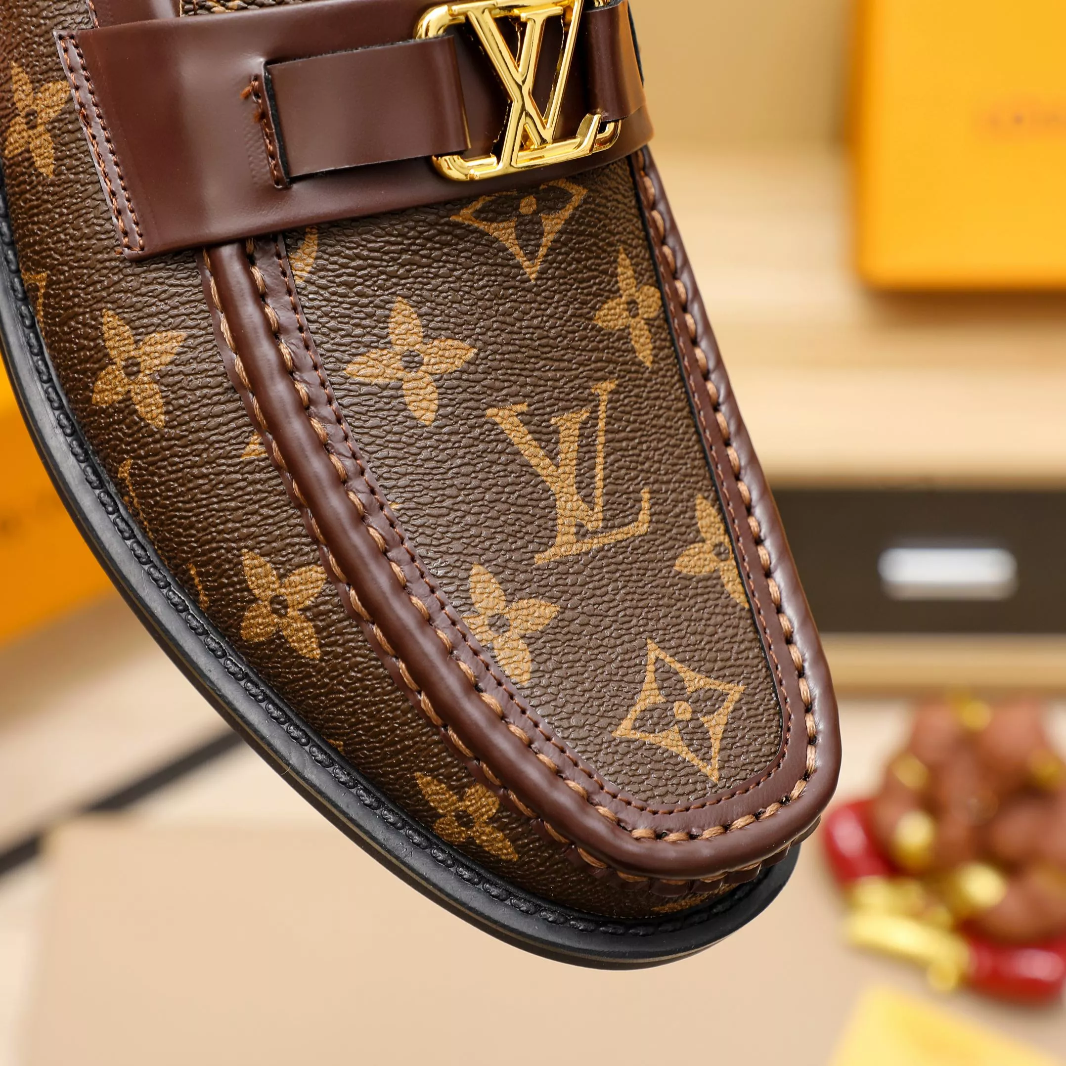 Louis Vuitton LV Oxfords Shoes For Men GoodFit 8686