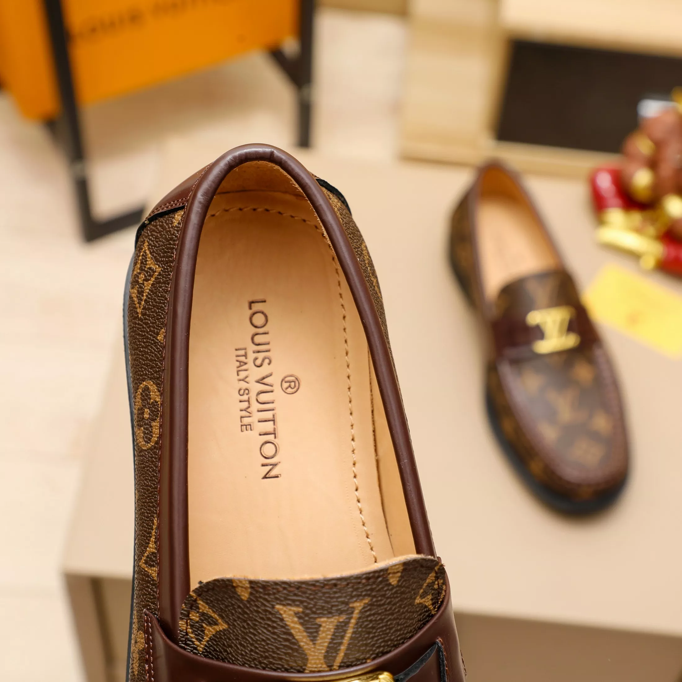 Louis Vuitton LV Oxfords Shoes For Men GoodFit 8686