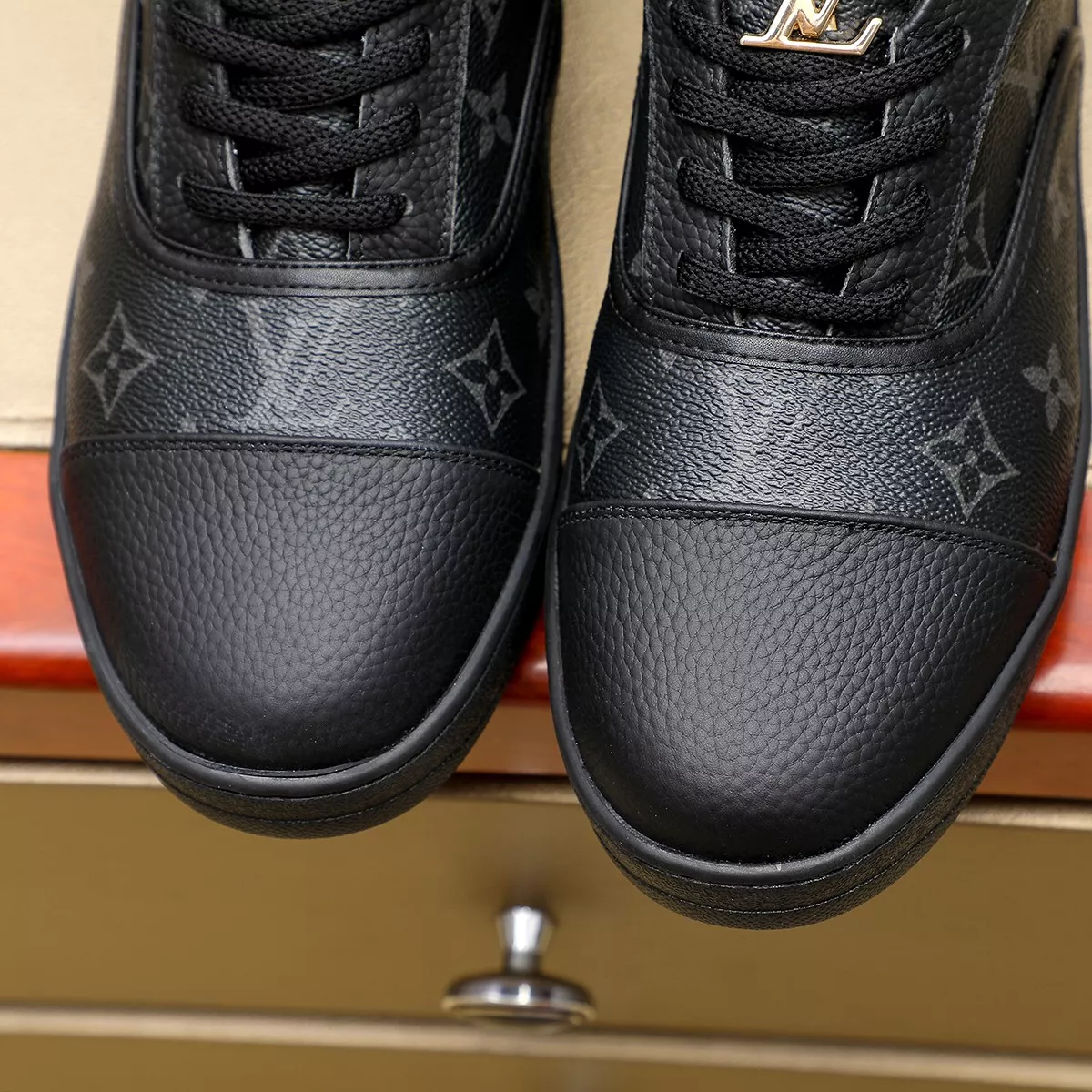Louis Vuitton LV Oxfords Shoes For Men HighQuality 1264