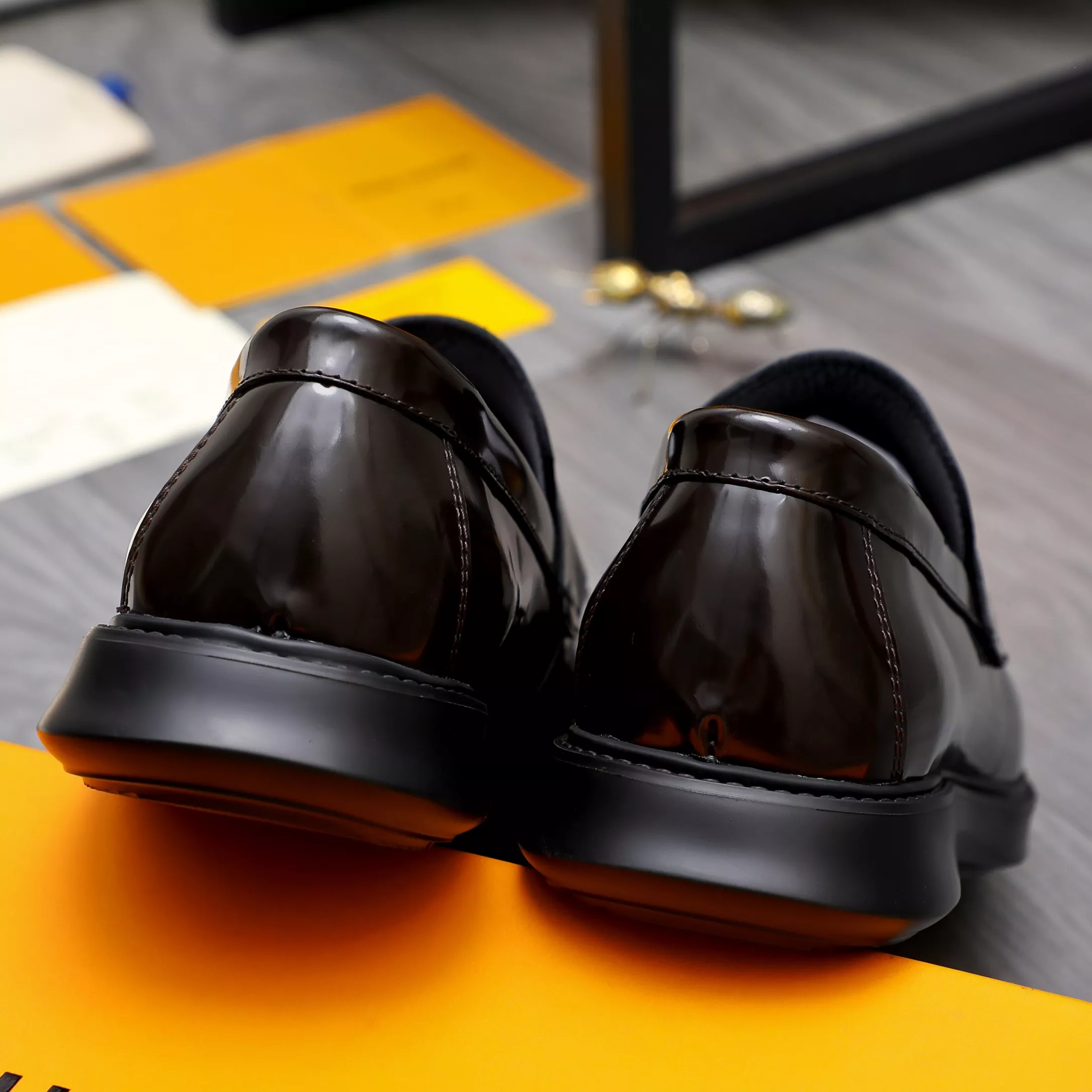 Louis Vuitton LV Oxfords Shoes For Men HighQuality 2412
