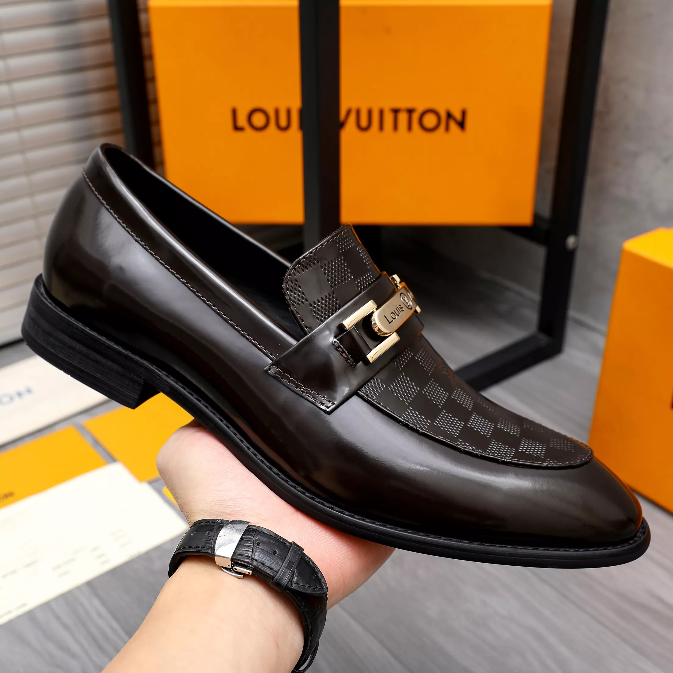 Louis Vuitton LV Oxfords Shoes For Men HighQuality 5574