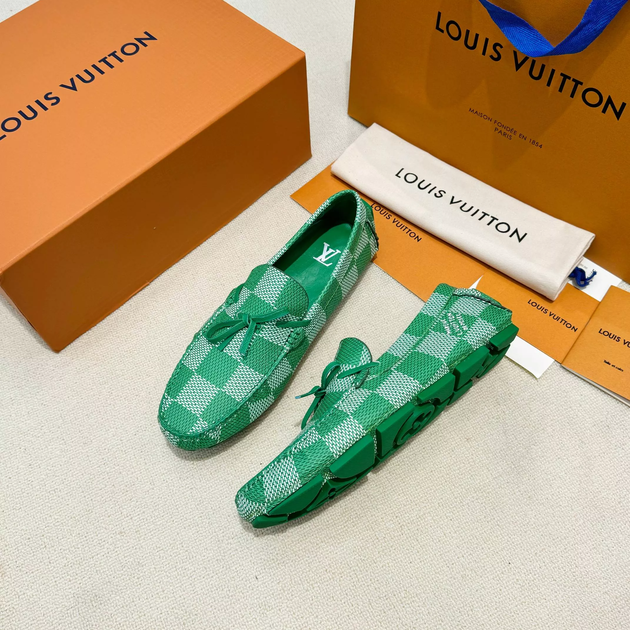 Louis Vuitton LV Oxfords Shoes For Men HighQuality 8326