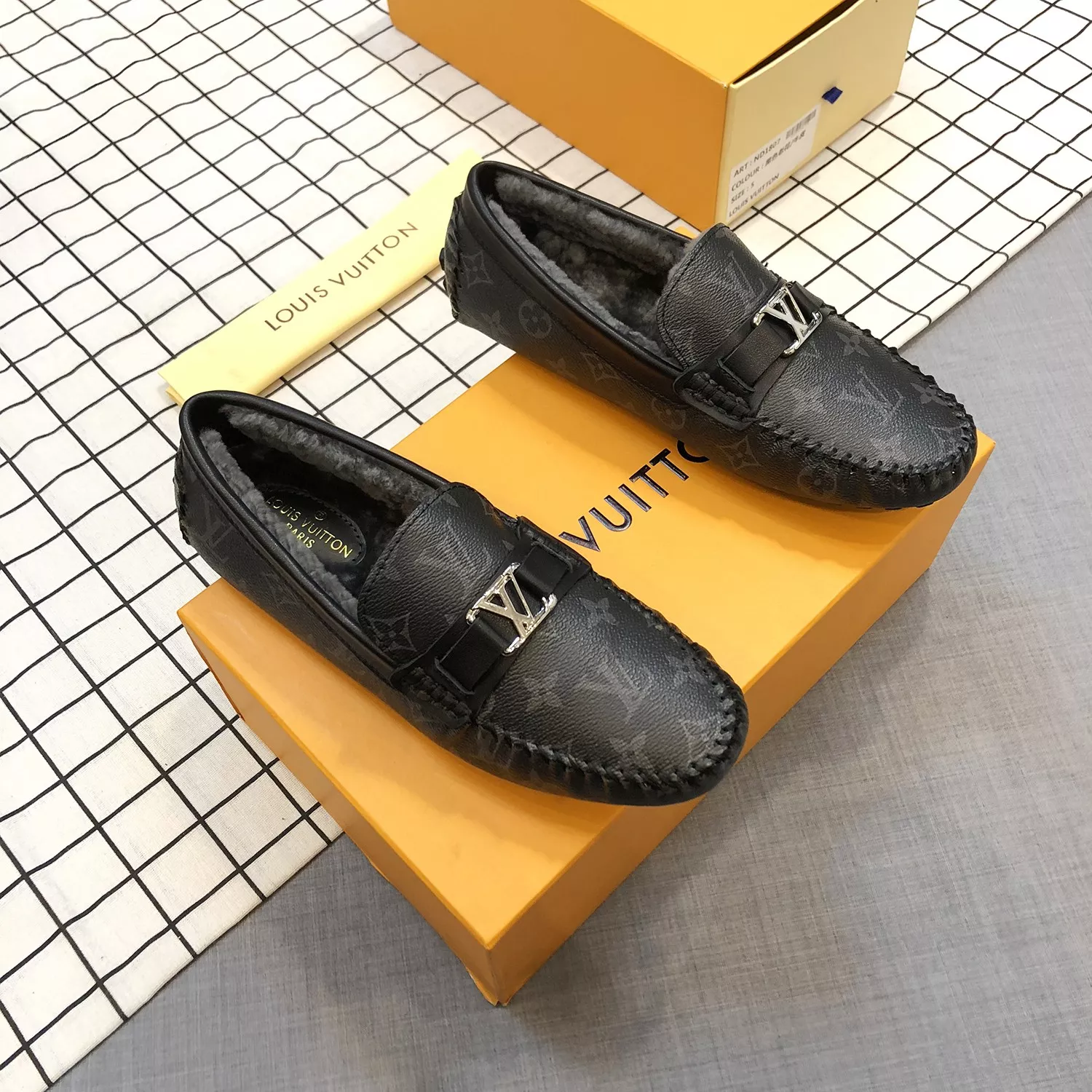 Louis Vuitton LV Oxfords Shoes For Men Modern 2027