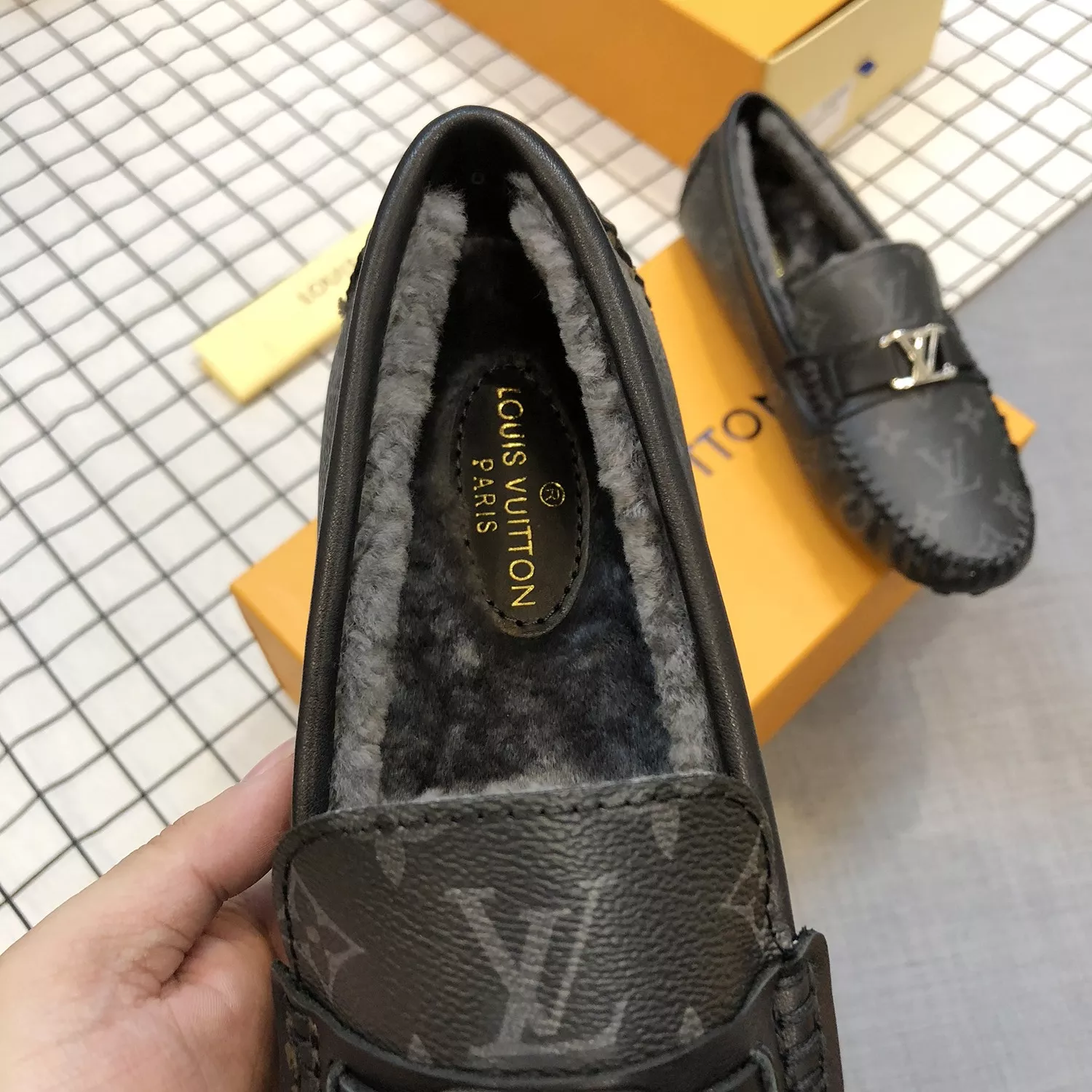 Louis Vuitton LV Oxfords Shoes For Men Modern 2027