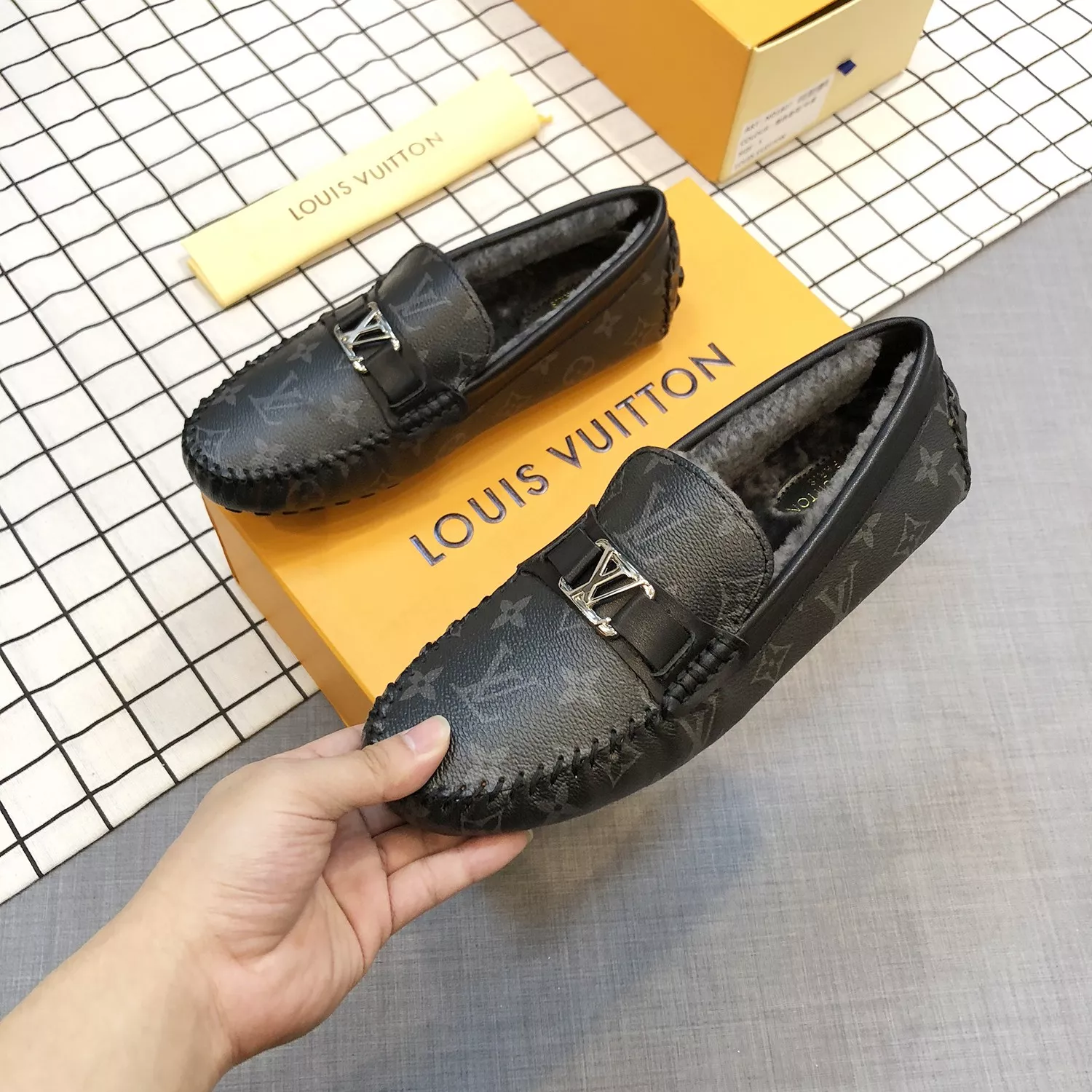 Louis Vuitton LV Oxfords Shoes For Men Modern 2027