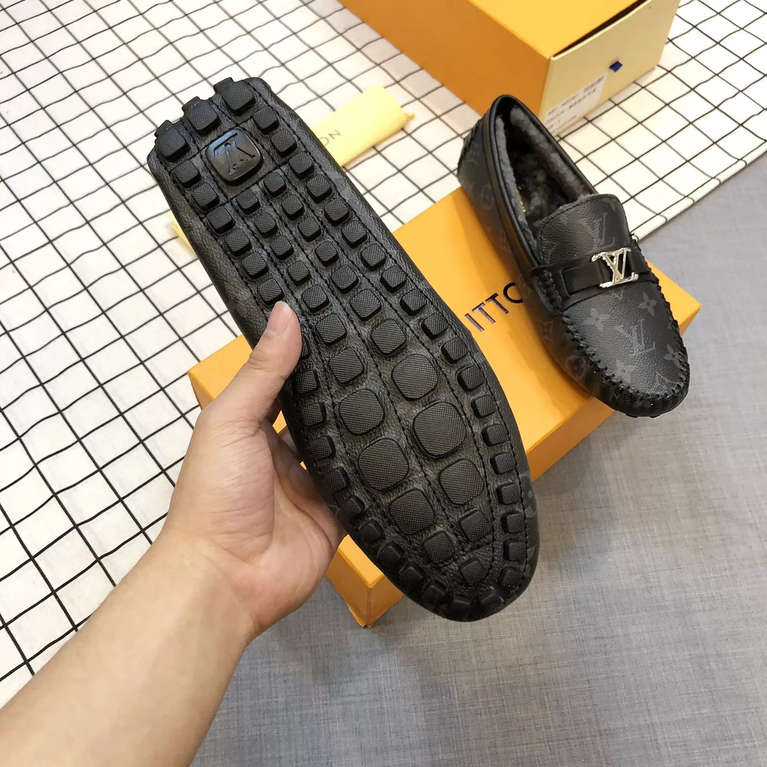 Louis Vuitton LV Oxfords Shoes For Men Modern 2027