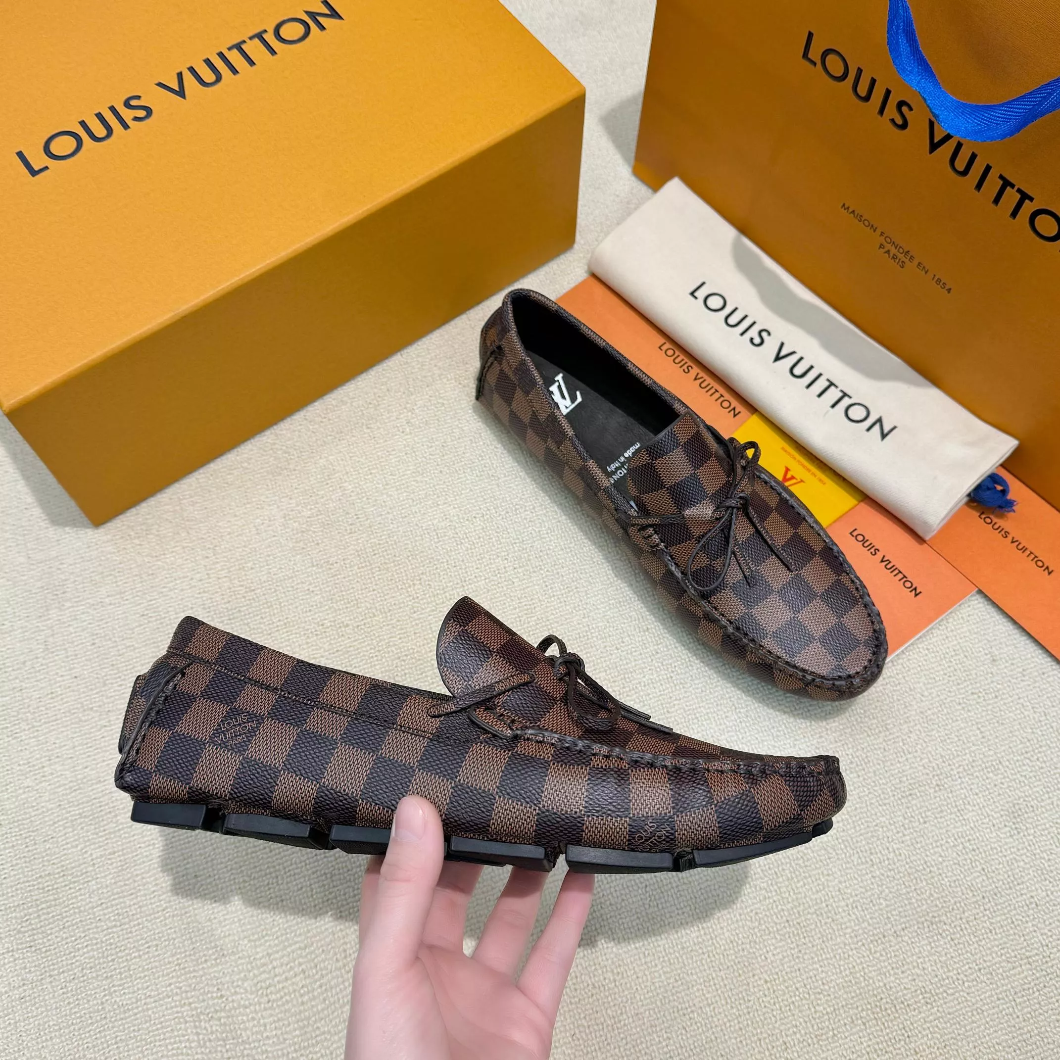 Louis Vuitton LV Oxfords Shoes For Men Practical 3001