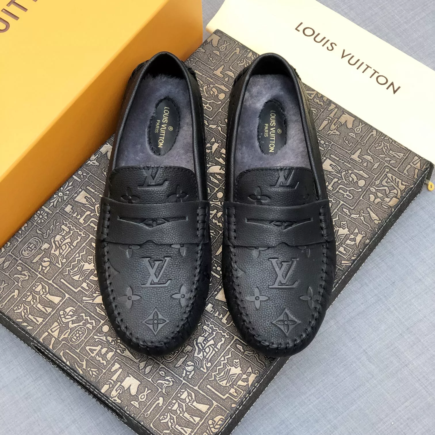 Louis Vuitton LV Oxfords Shoes For Men Refined 5192