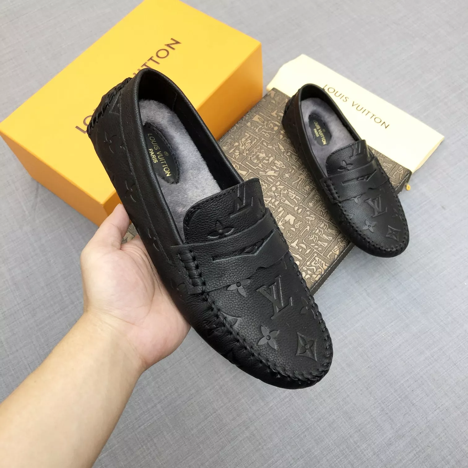 Louis Vuitton LV Oxfords Shoes For Men Refined 5192