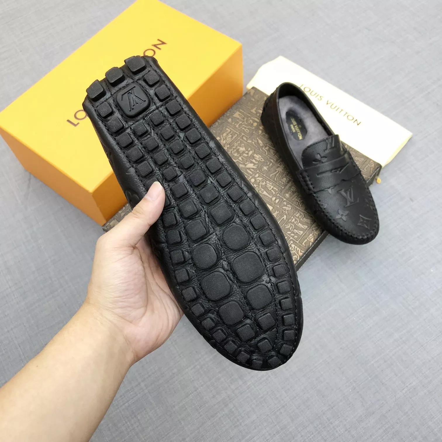 Louis Vuitton LV Oxfords Shoes For Men Refined 5192