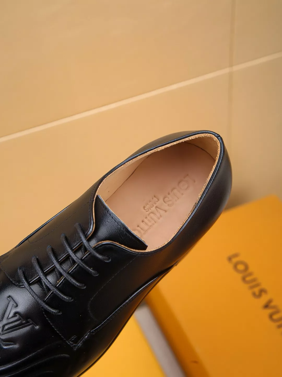 Louis Vuitton LV Oxfords Shoes For Men Reliable 6074