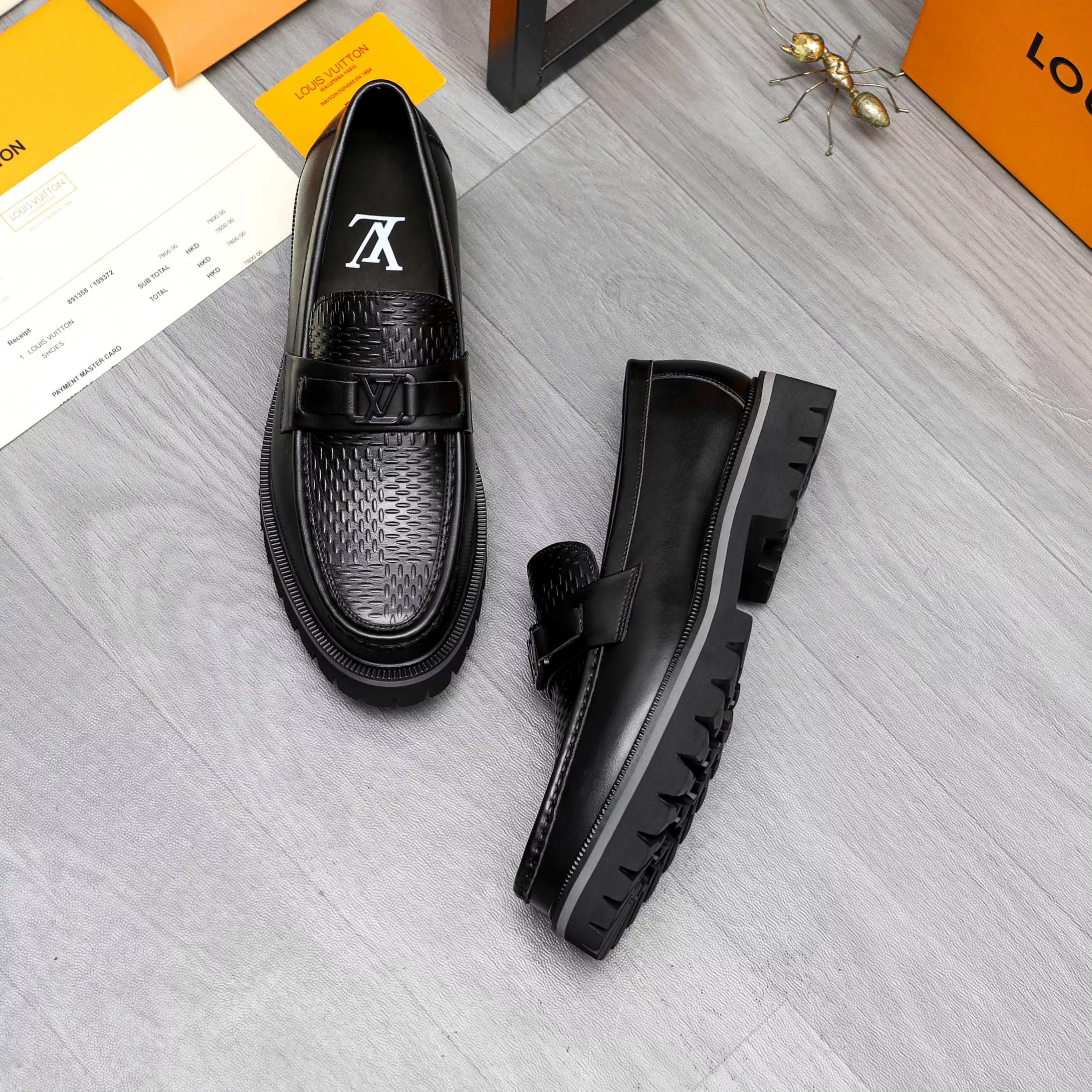 Louis Vuitton LV Oxfords Shoes For Men Reliable 6250
