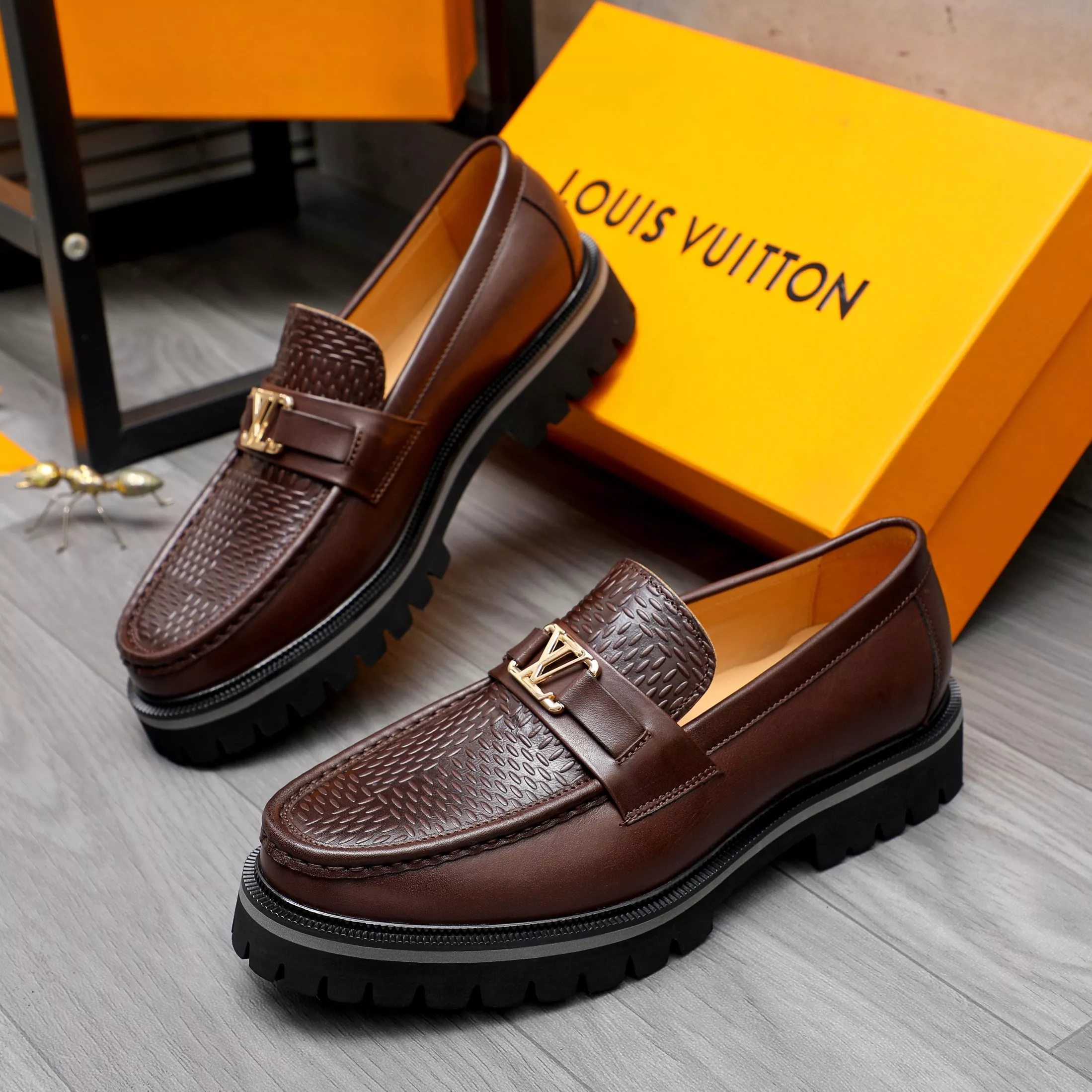 Louis Vuitton LV Oxfords Shoes For Men SmartChoice 602