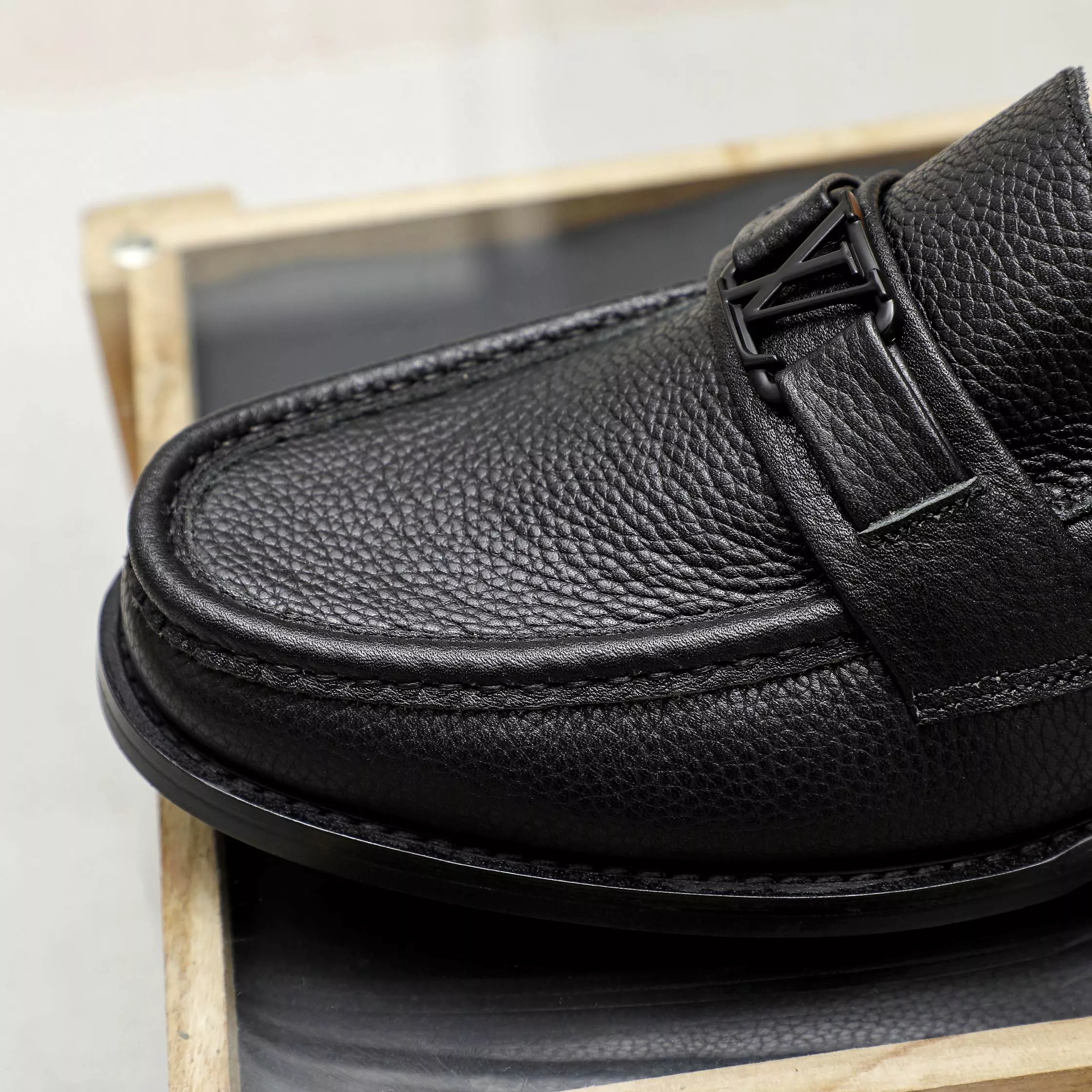 Louis Vuitton LV Oxfords Shoes For Men SmartChoice 8399