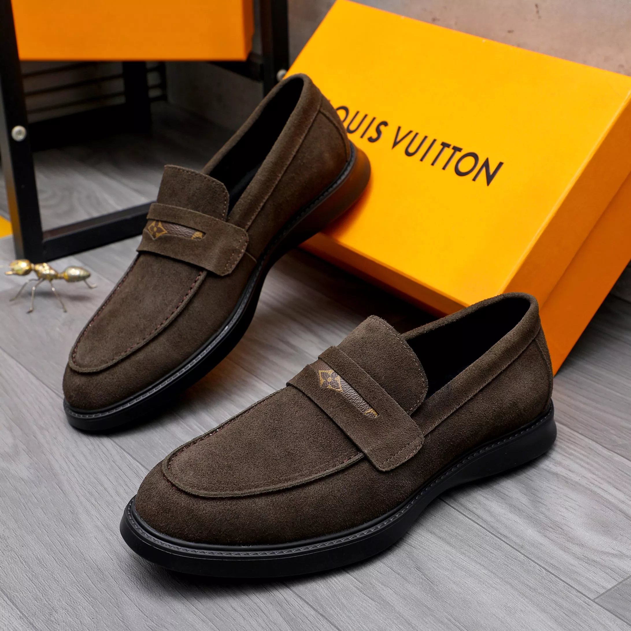 Louis Vuitton LV Oxfords Shoes For Men Sophisticated 3486
