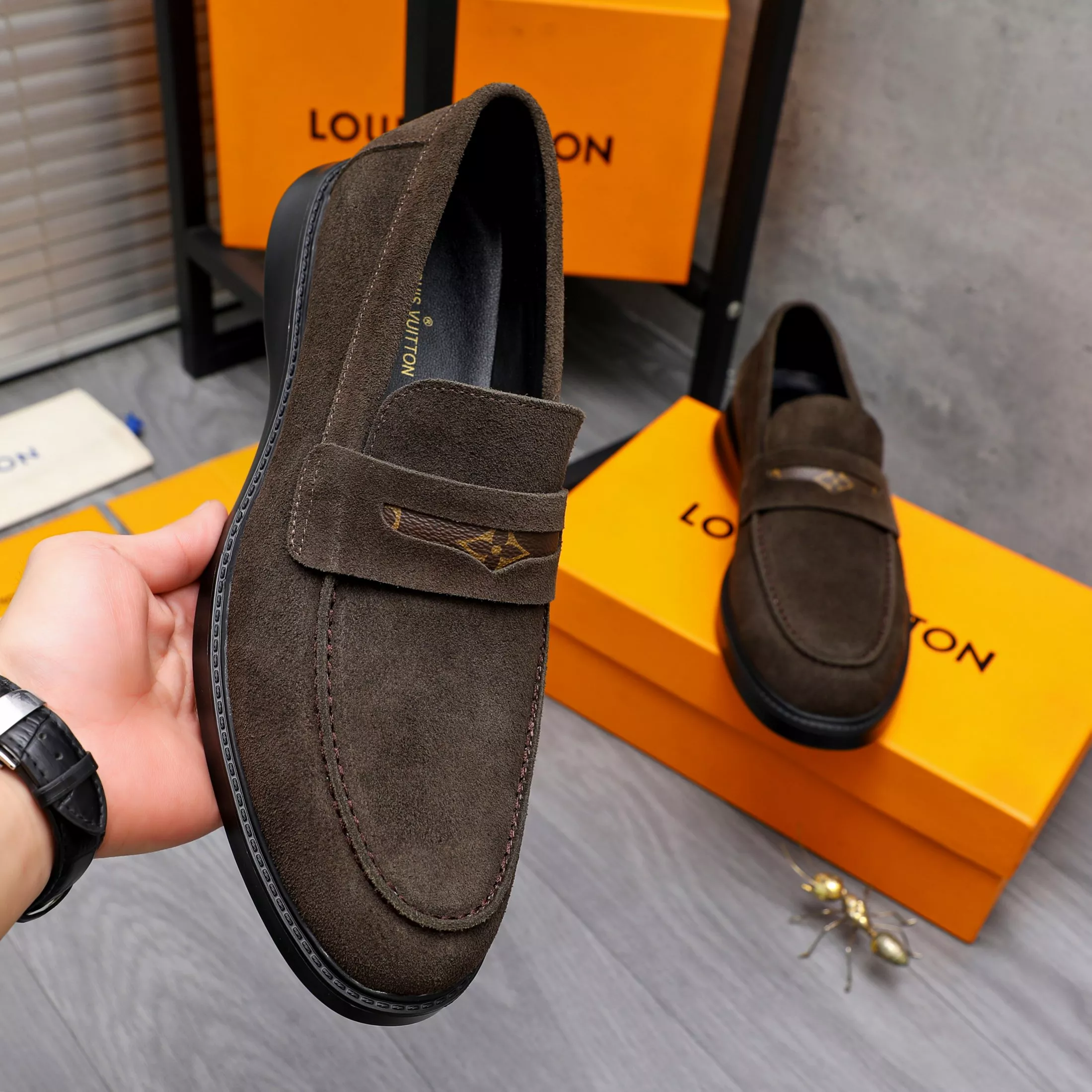 Louis Vuitton LV Oxfords Shoes For Men Sophisticated 3486