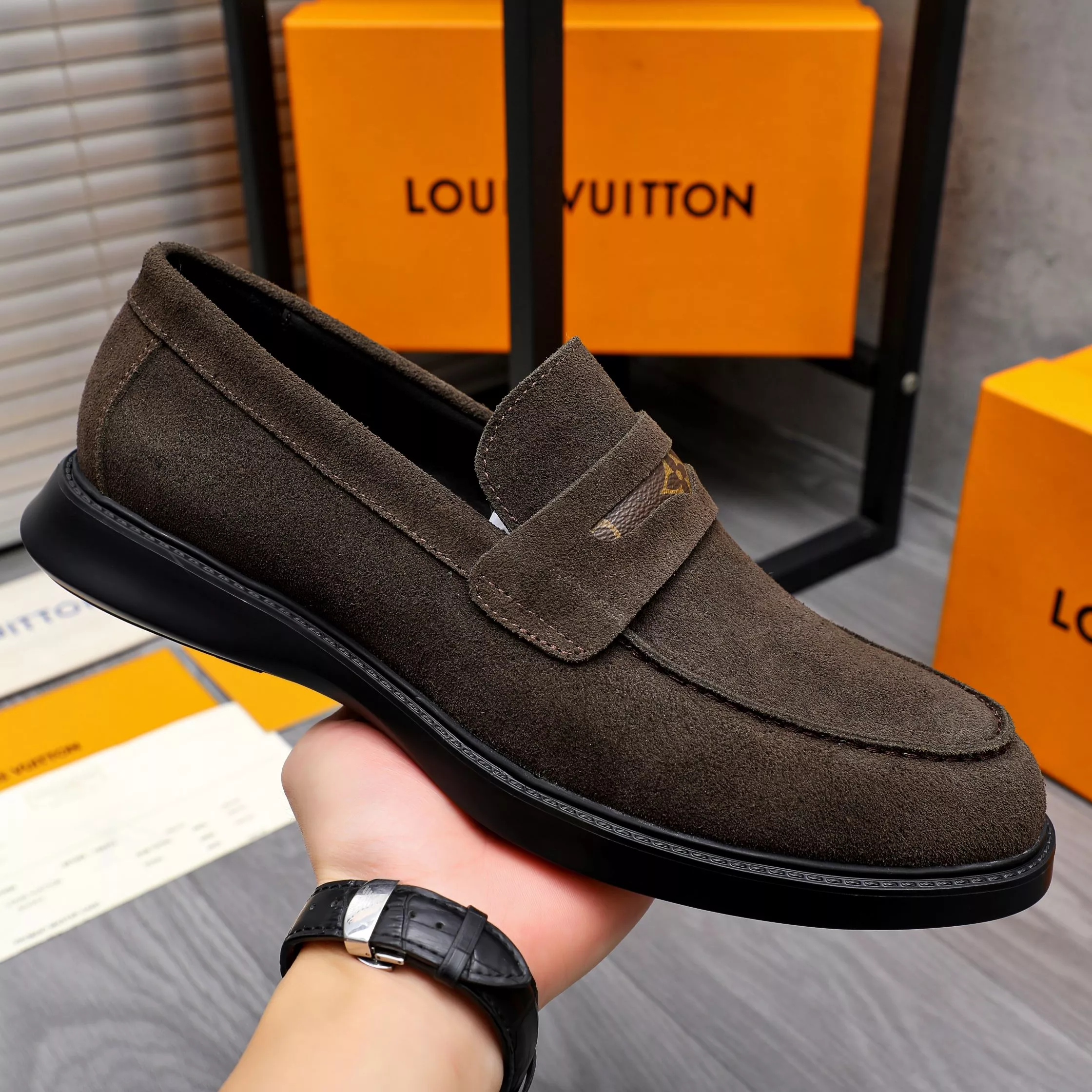 Louis Vuitton LV Oxfords Shoes For Men Sophisticated 3486