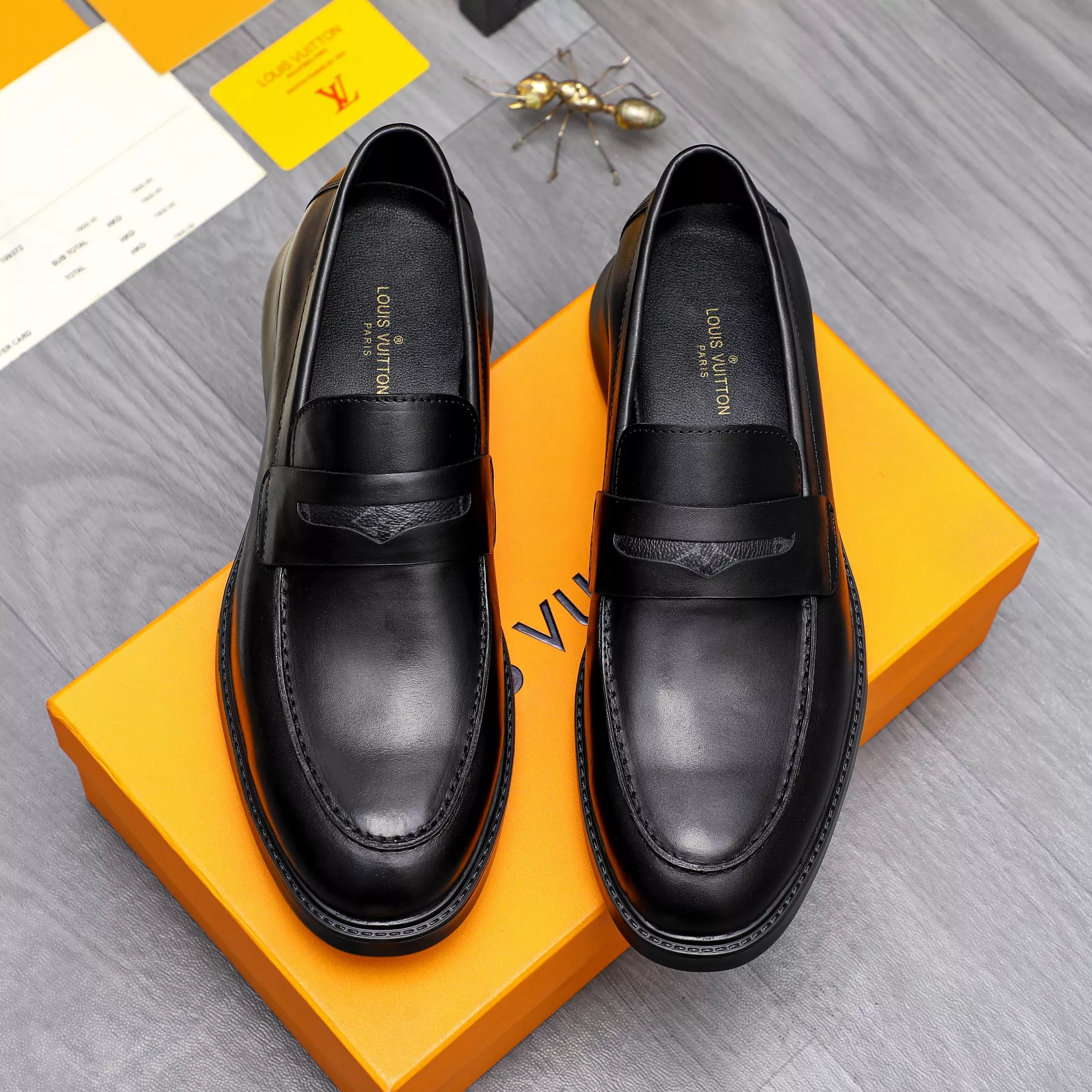 Louis Vuitton LV Oxfords Shoes For Men Timeless 1088