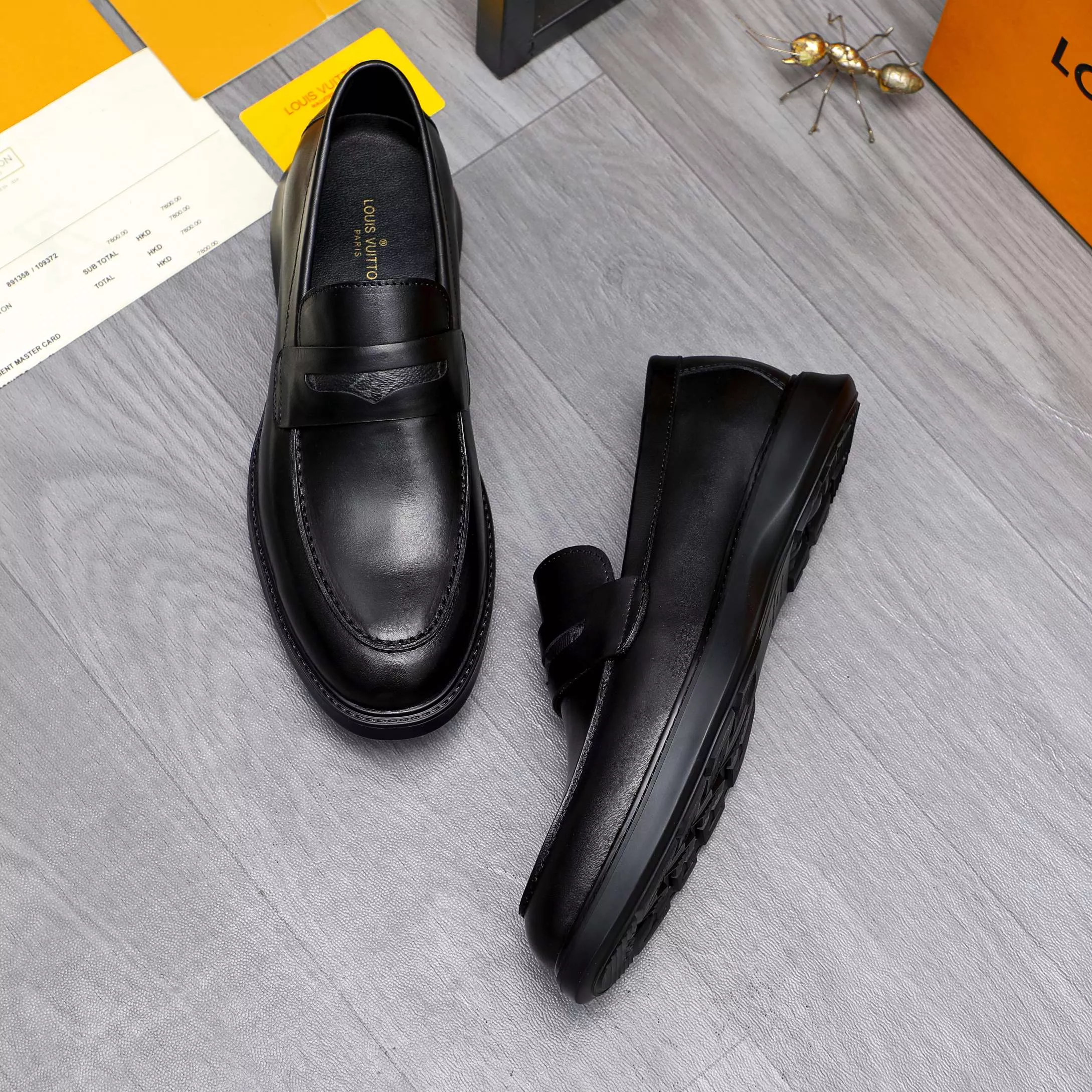 Louis Vuitton LV Oxfords Shoes For Men Timeless 1088
