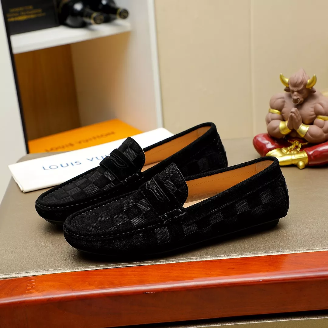 Louis Vuitton LV Oxfords Shoes For Men Trendsetting 6046