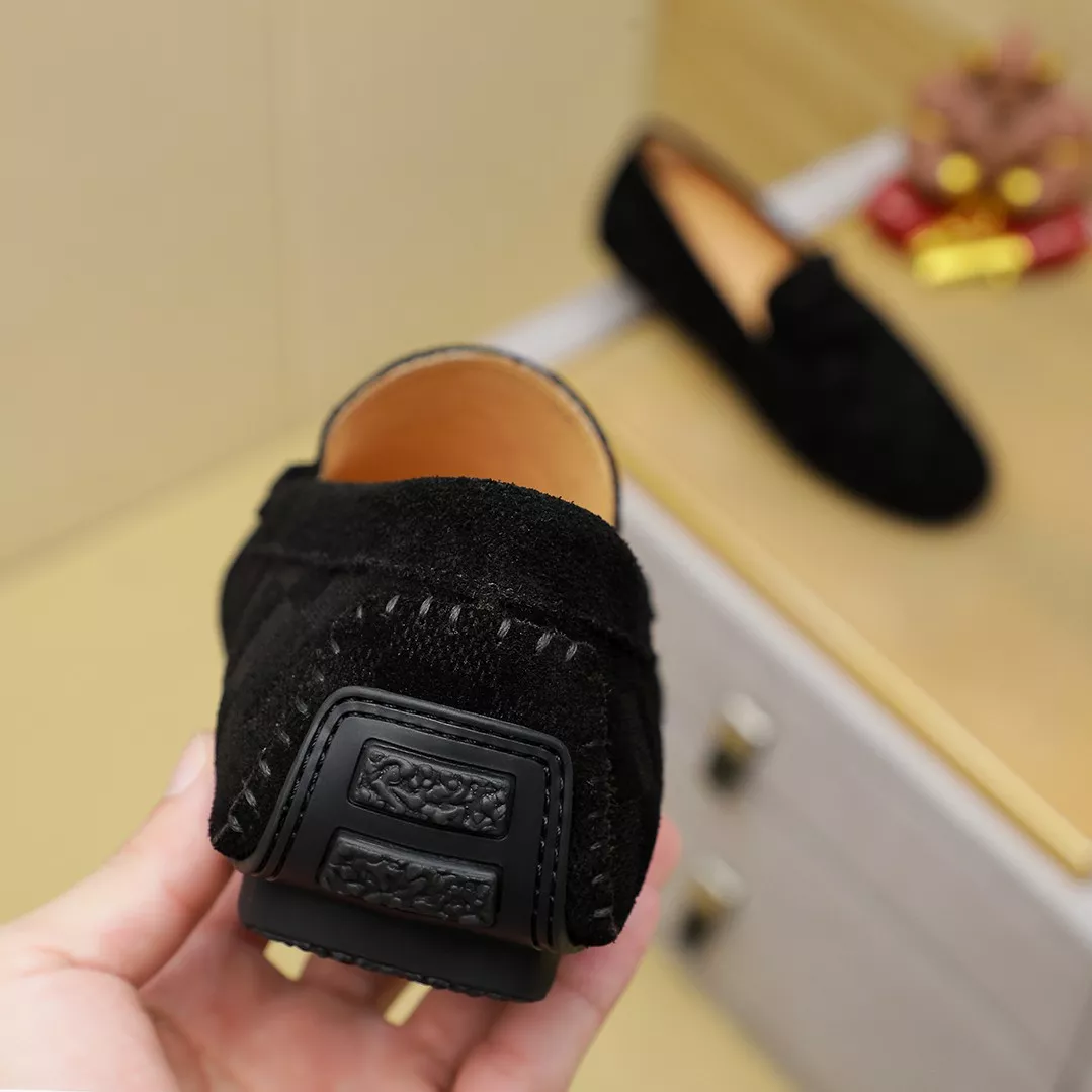 Louis Vuitton LV Oxfords Shoes For Men Trendsetting 6046