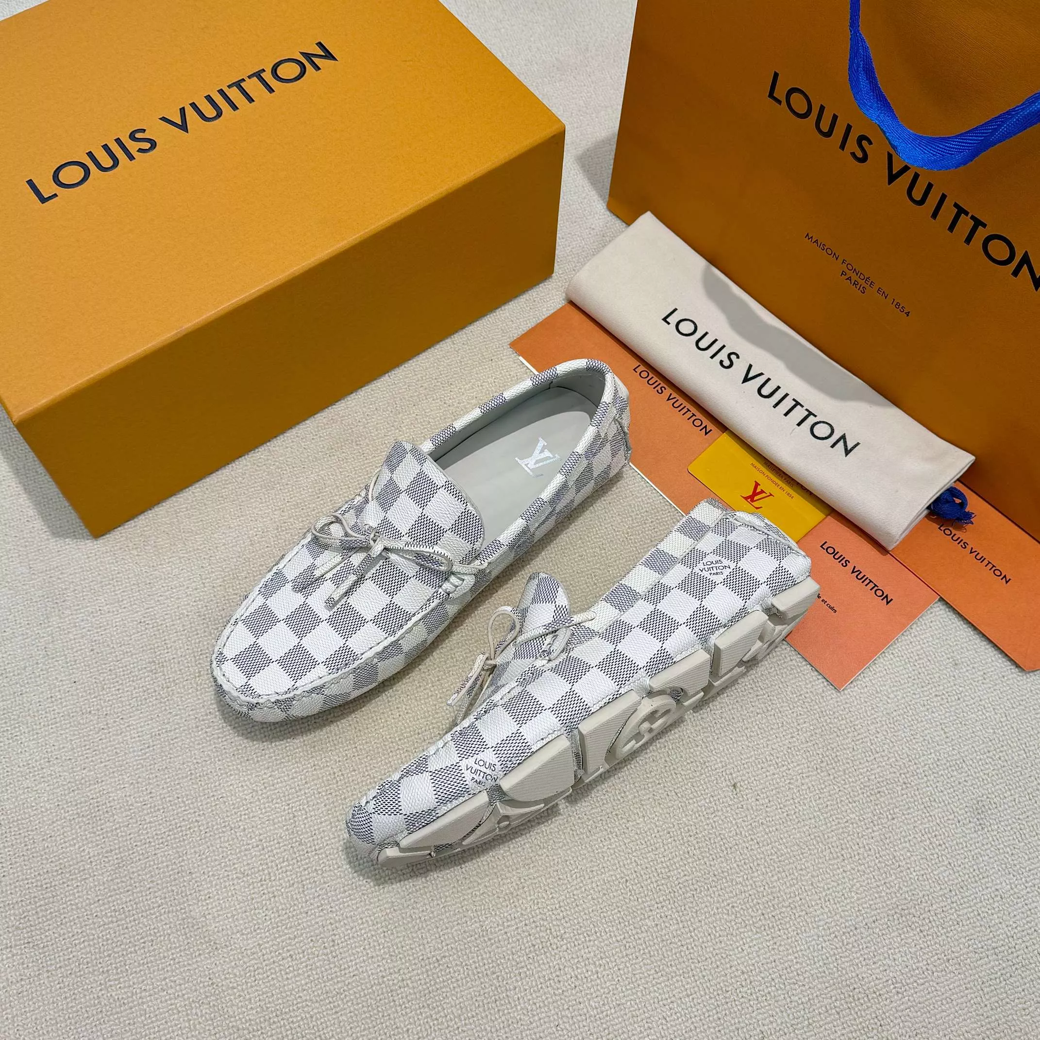 Louis Vuitton LV Oxfords Shoes For Men Trendy 6082