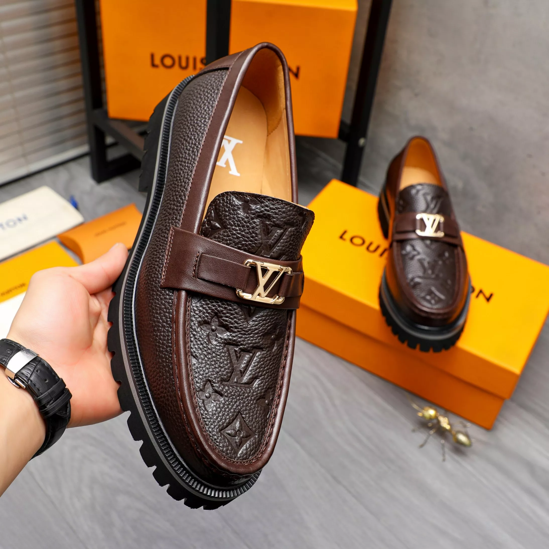 Louis Vuitton LV Oxfords Shoes For Men Unique 1152