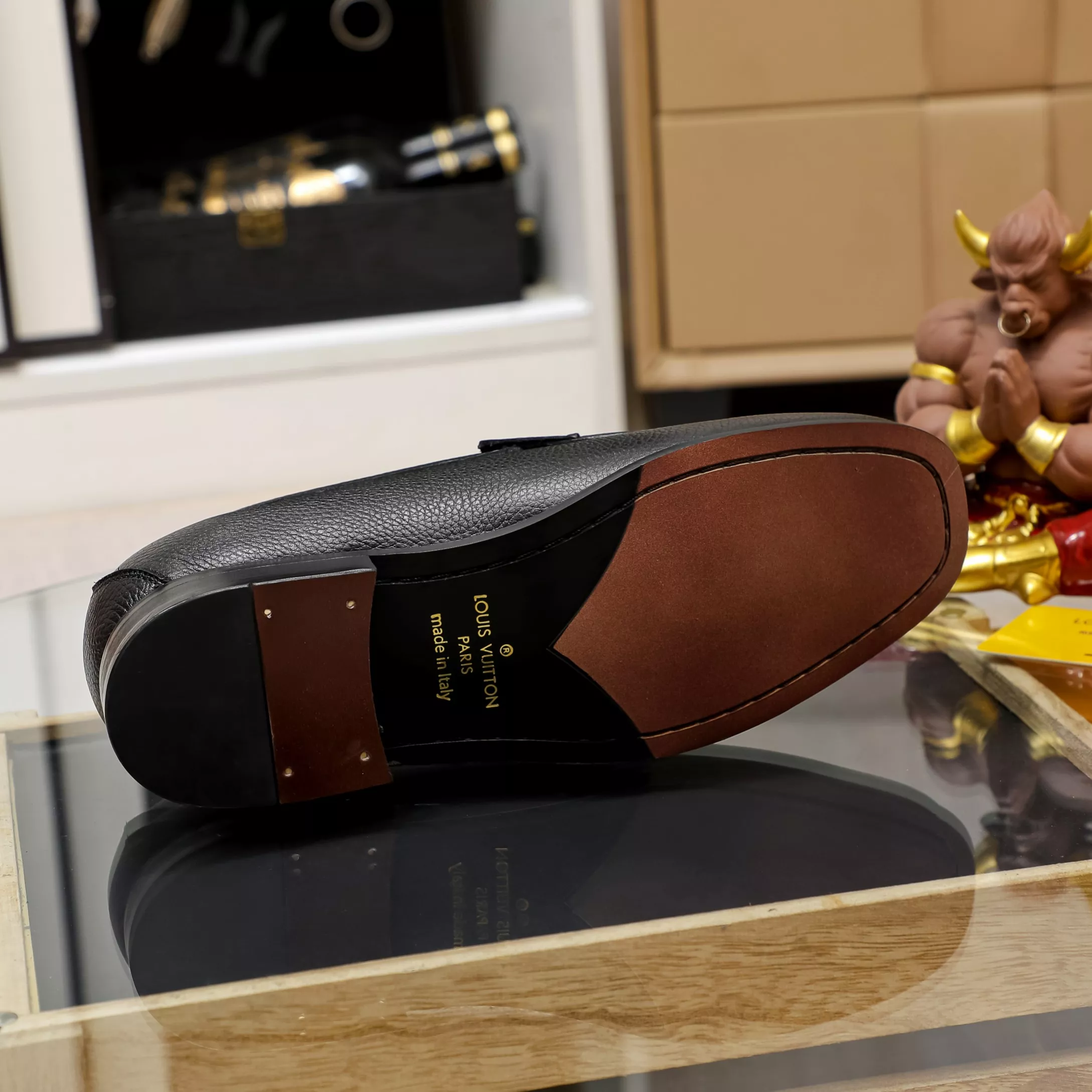 Louis Vuitton LV Oxfords Shoes For Men Unique 7074