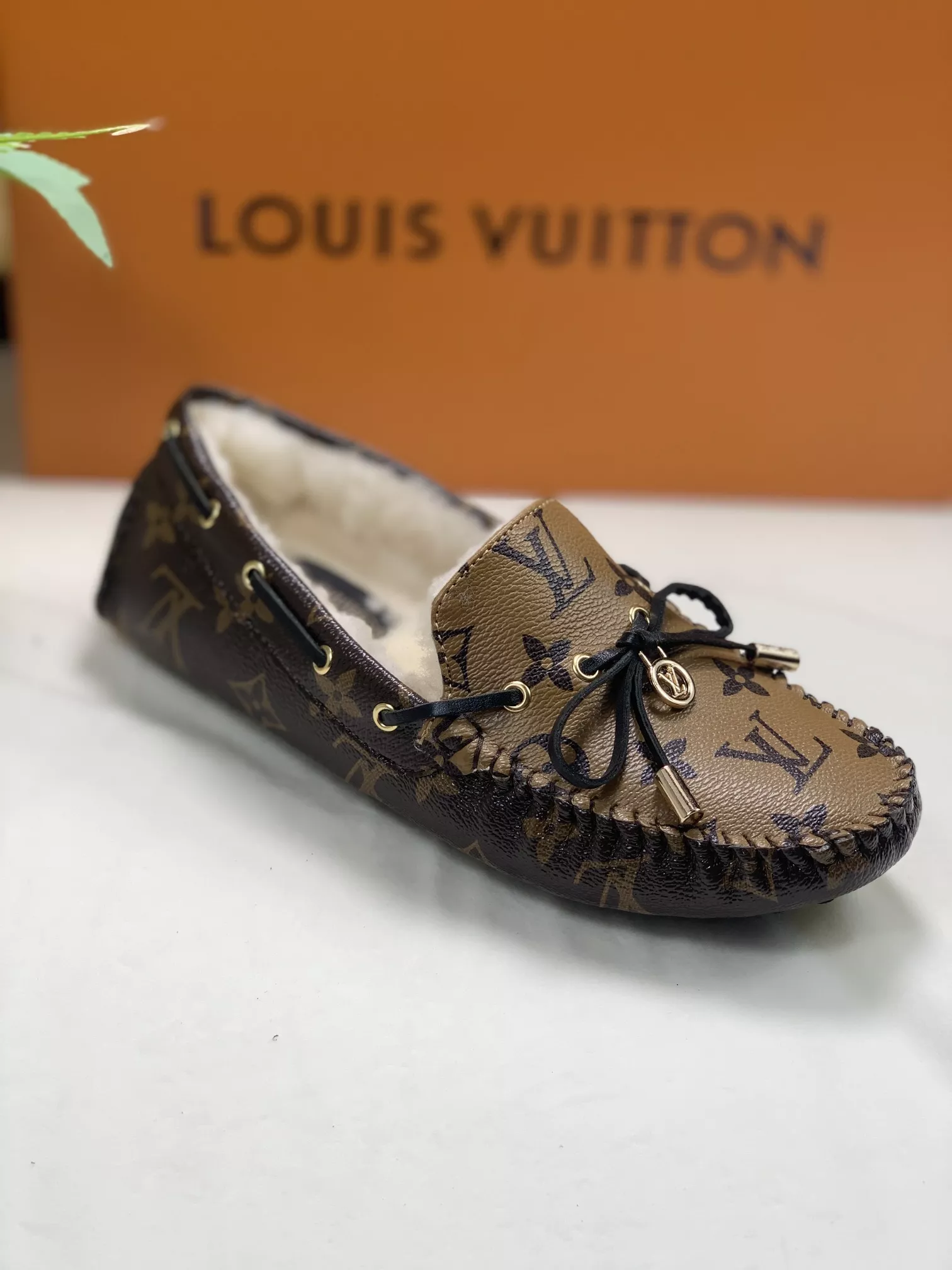 Louis Vuitton LV Oxfords Shoes For Women Cozy 1975