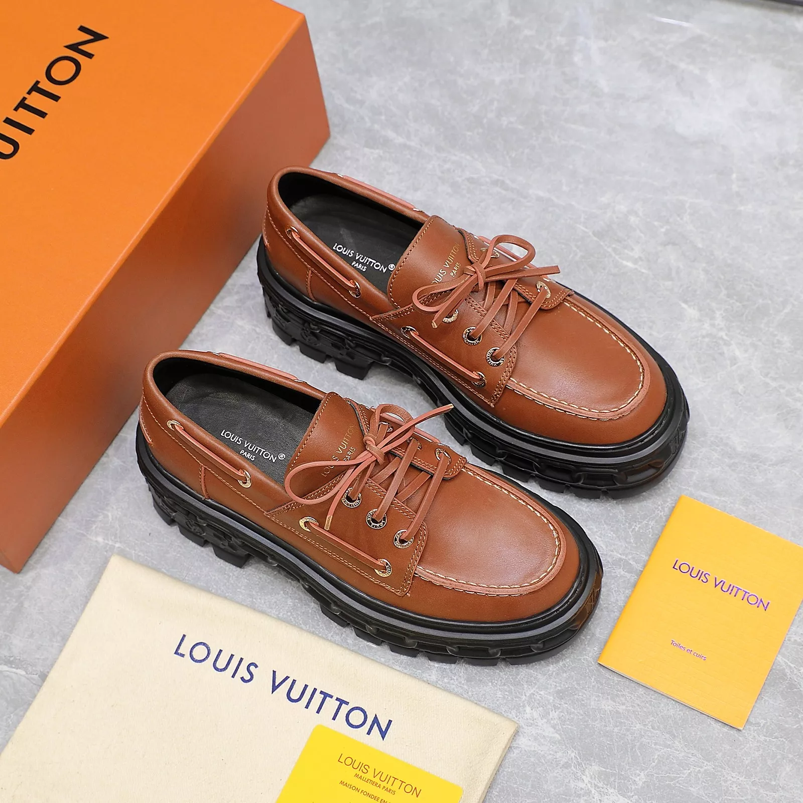 Louis Vuitton LV Oxfords Shoes For Women Lightweight 3012