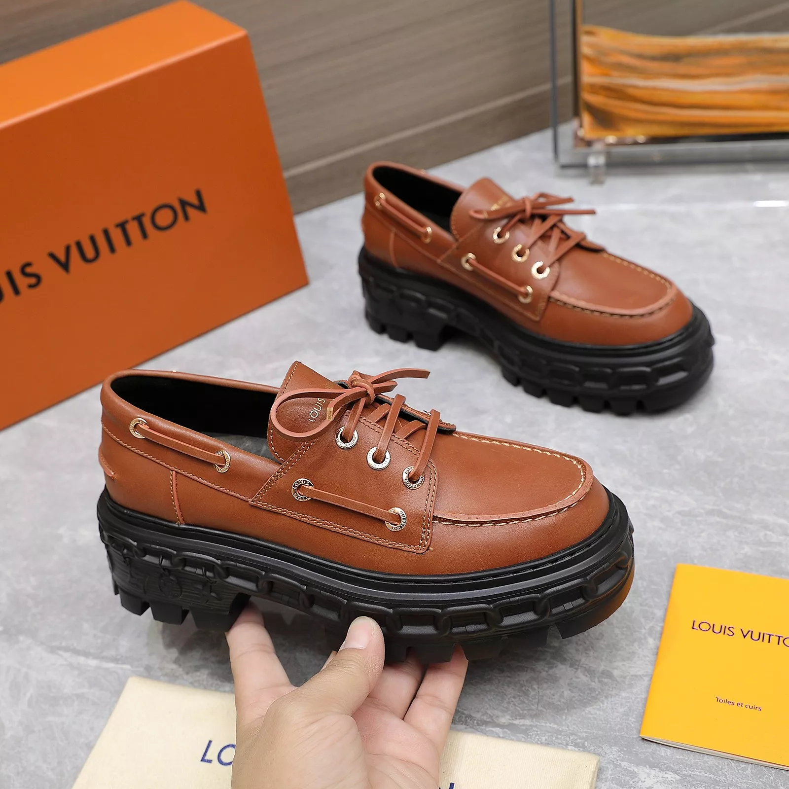 Louis Vuitton LV Oxfords Shoes For Women Lightweight 3012