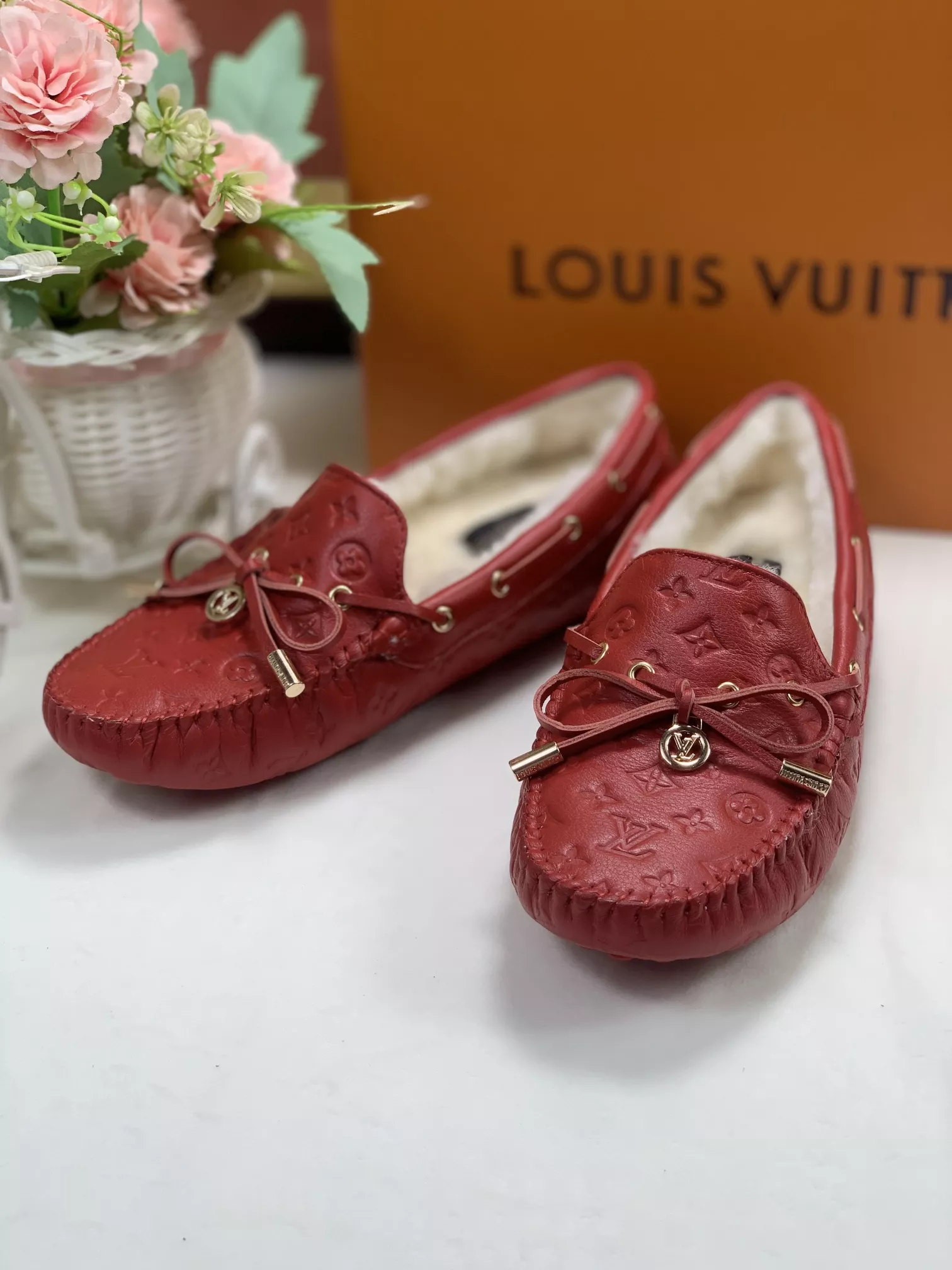 Louis Vuitton LV Oxfords Shoes For Women Modern 7063