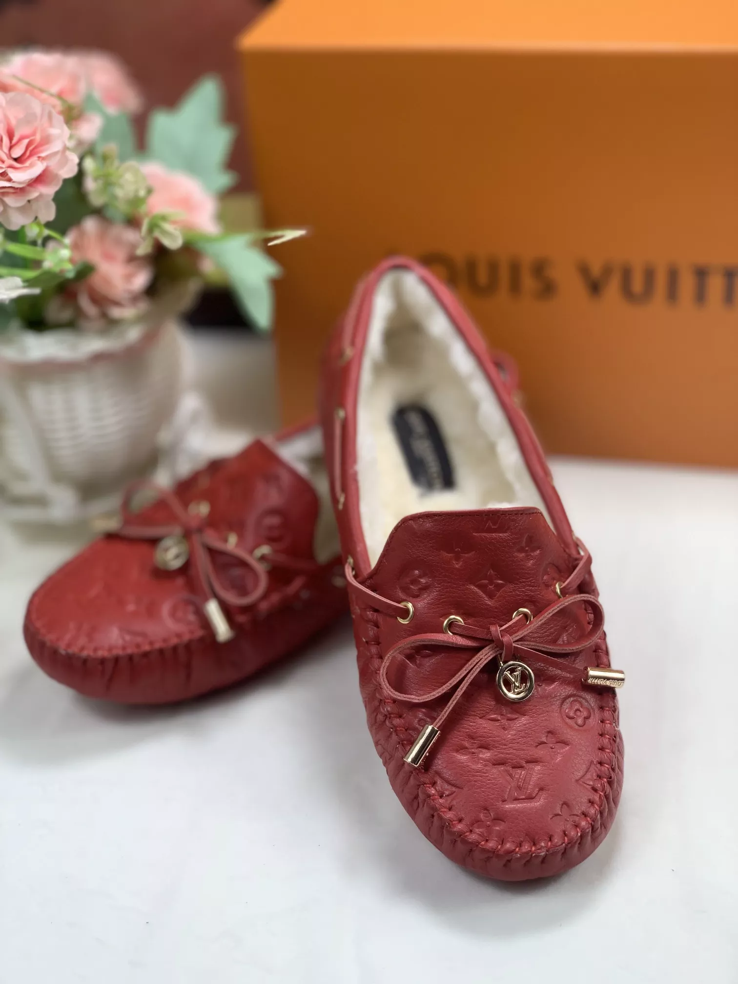 Louis Vuitton LV Oxfords Shoes For Women Modern 7063
