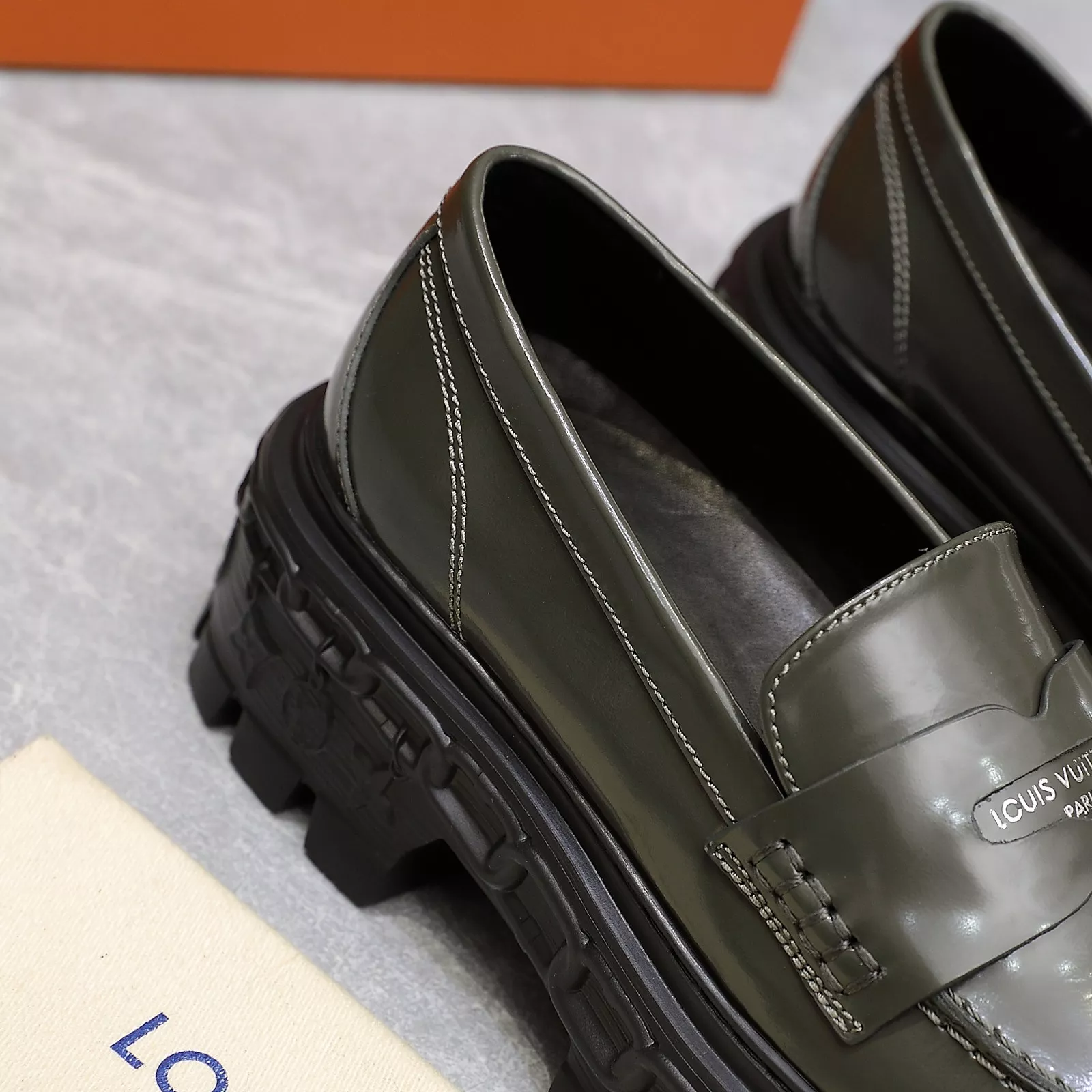 Louis Vuitton LV Oxfords Shoes For Women Stylish 4316