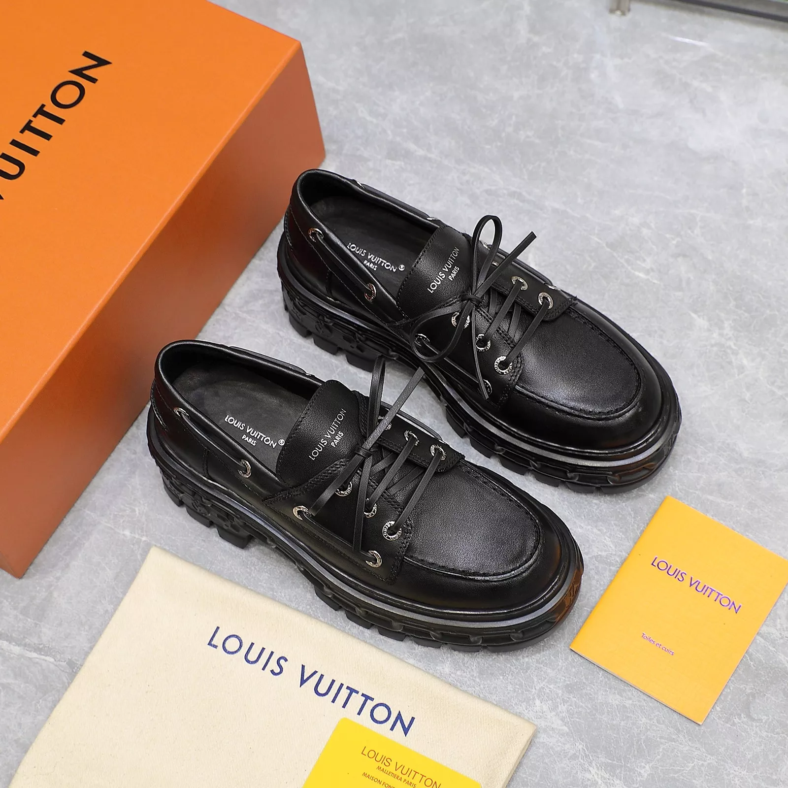 Louis Vuitton LV Oxfords Shoes For Women Vibrant 2701