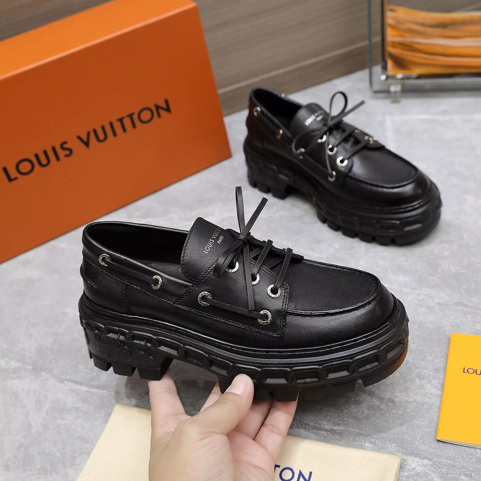 Louis Vuitton LV Oxfords Shoes For Women Vibrant 2701