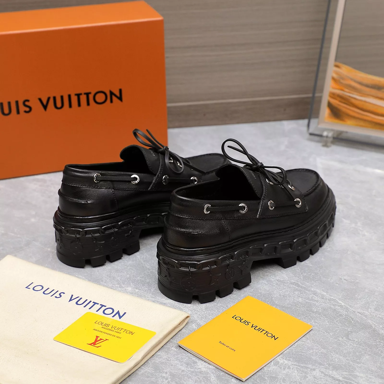 Louis Vuitton LV Oxfords Shoes For Women Vibrant 2701