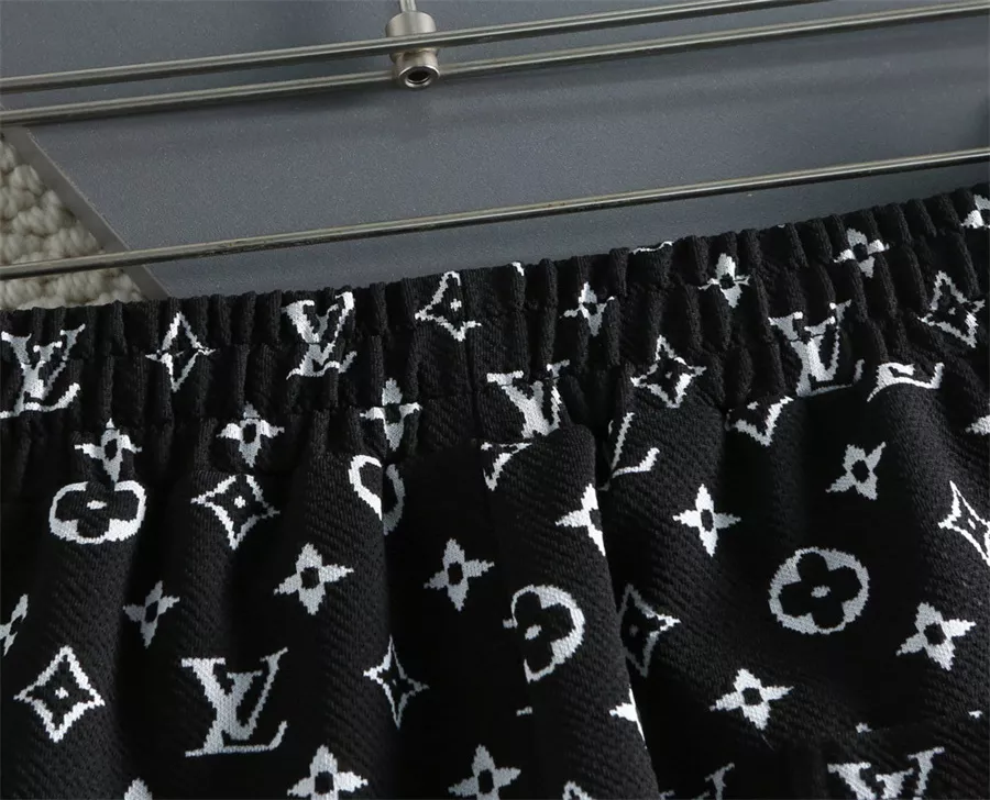 Louis Vuitton LV Pants For Men WellDesigned 9943